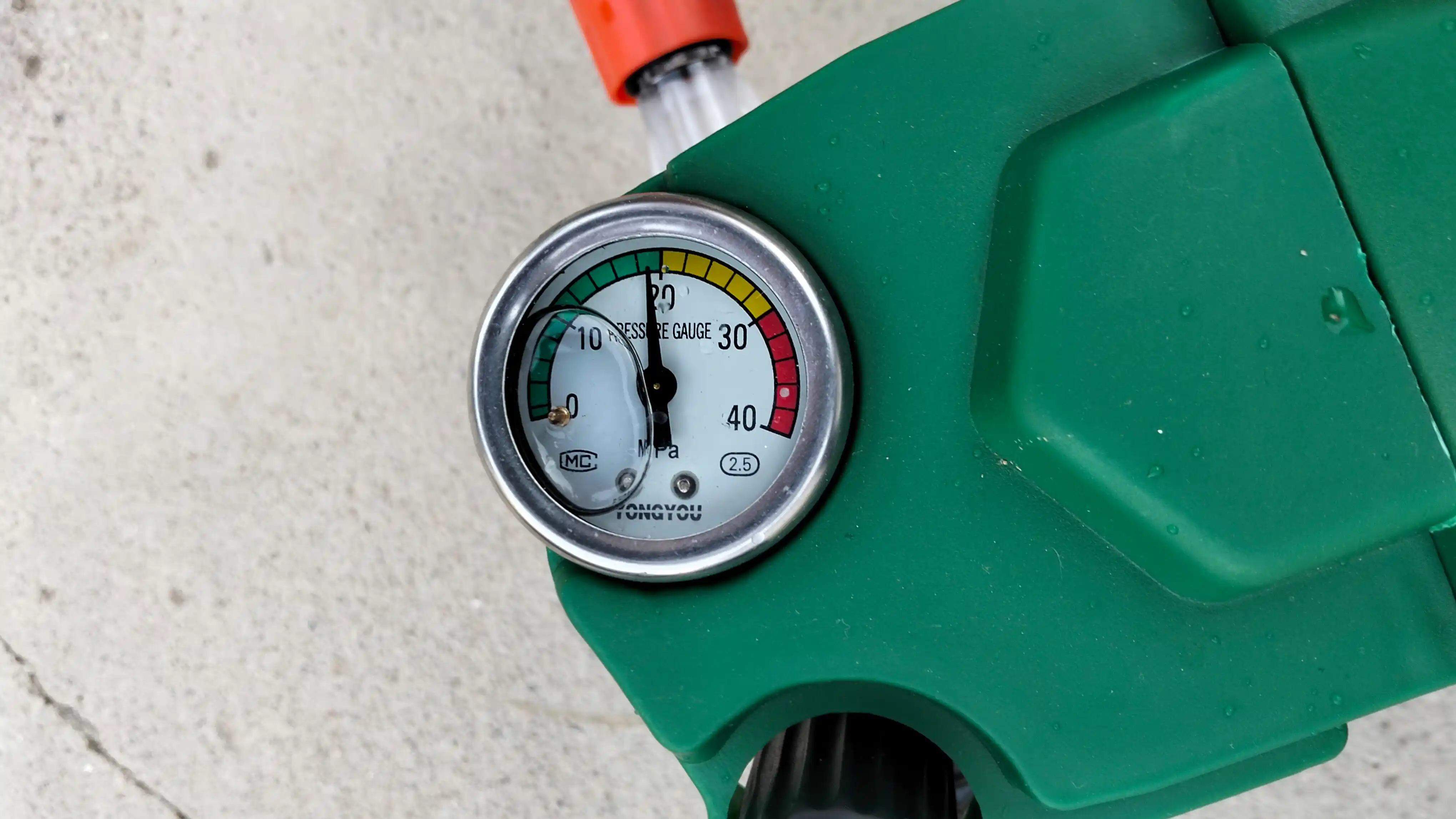 Alfa Karcher yuqori bosimli mashina, avtomobil yuvish moslamasi, 2200W - avtomobil yuvish qurilmasi