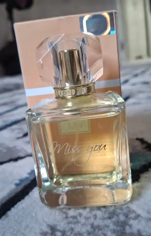 Miss You ayollar atiri 100 ml, gulli va nozik ifor, uzoq saqlanuvchi parfum