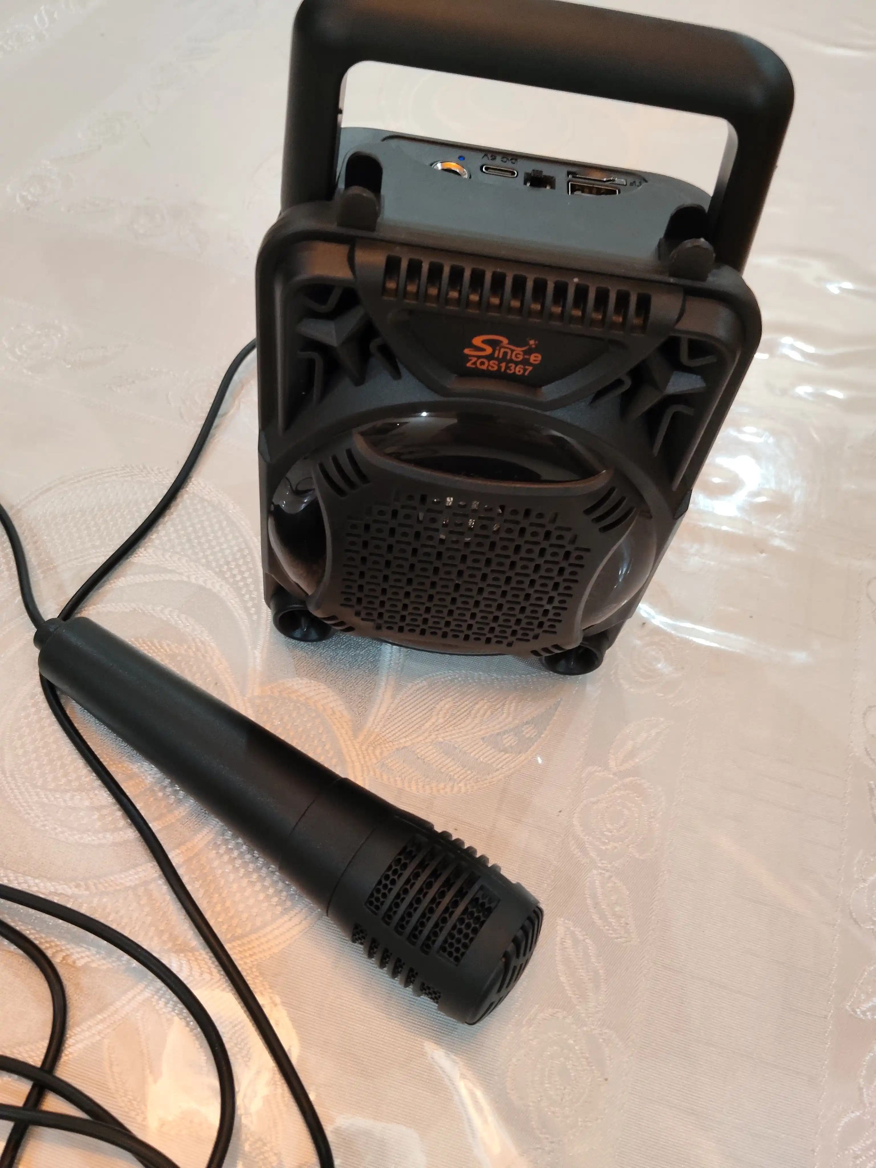 Большая беспроводная колонка Bluetooth, караоке, с RGB подсветкой, с микрофоном и пультом