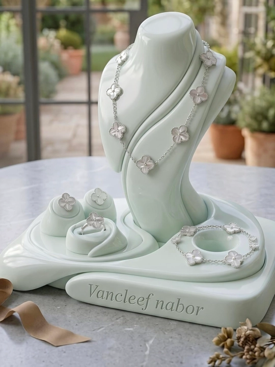 Комплект Vancleef из 4 предметов: кольцо, серьги, браслет и ожерелье, на каждый день - 