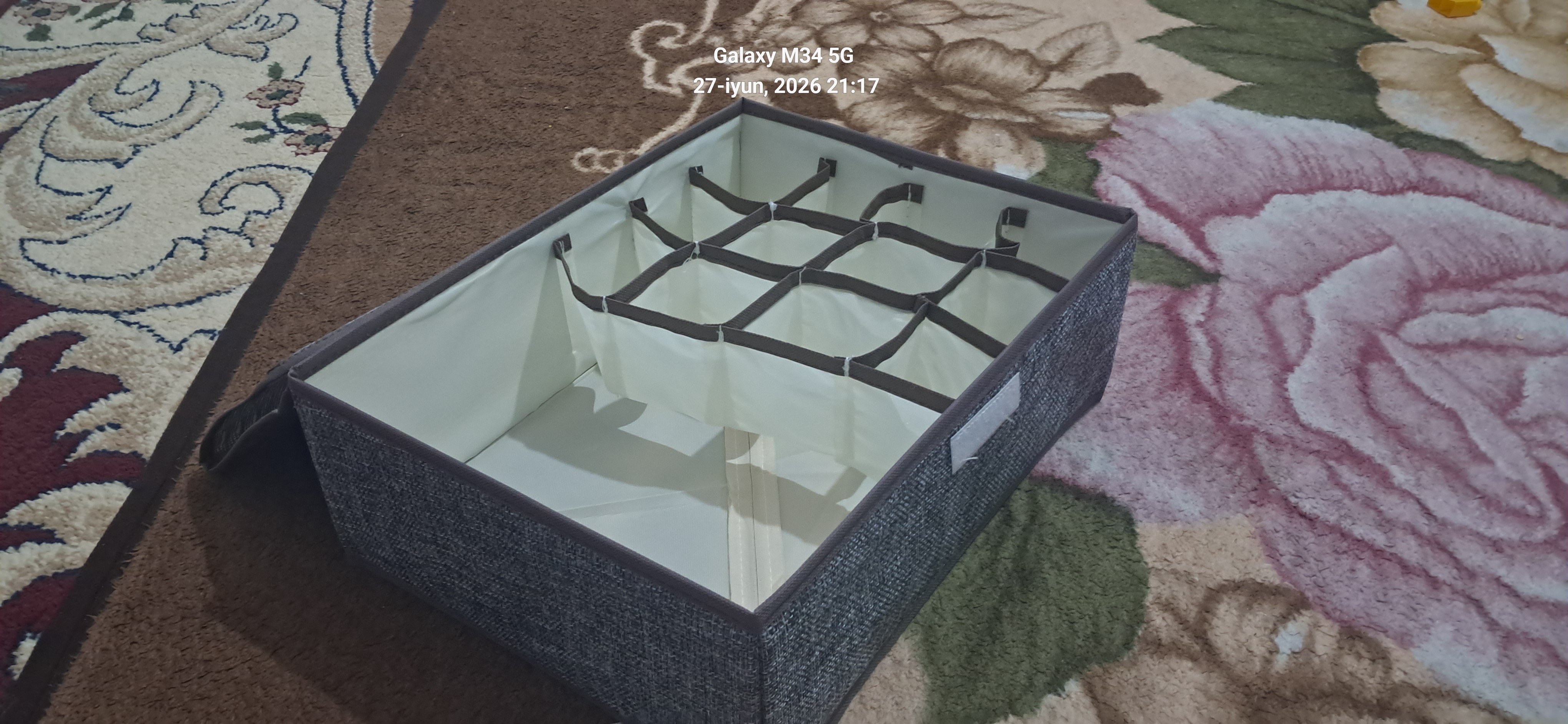 Organayzer ichki kiyim va paypoq uchun FORRIS HOME, yig‘ma, qopqoqli, 13/17 katakli