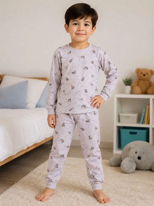 Bolalar pijamasi, to'plam - 