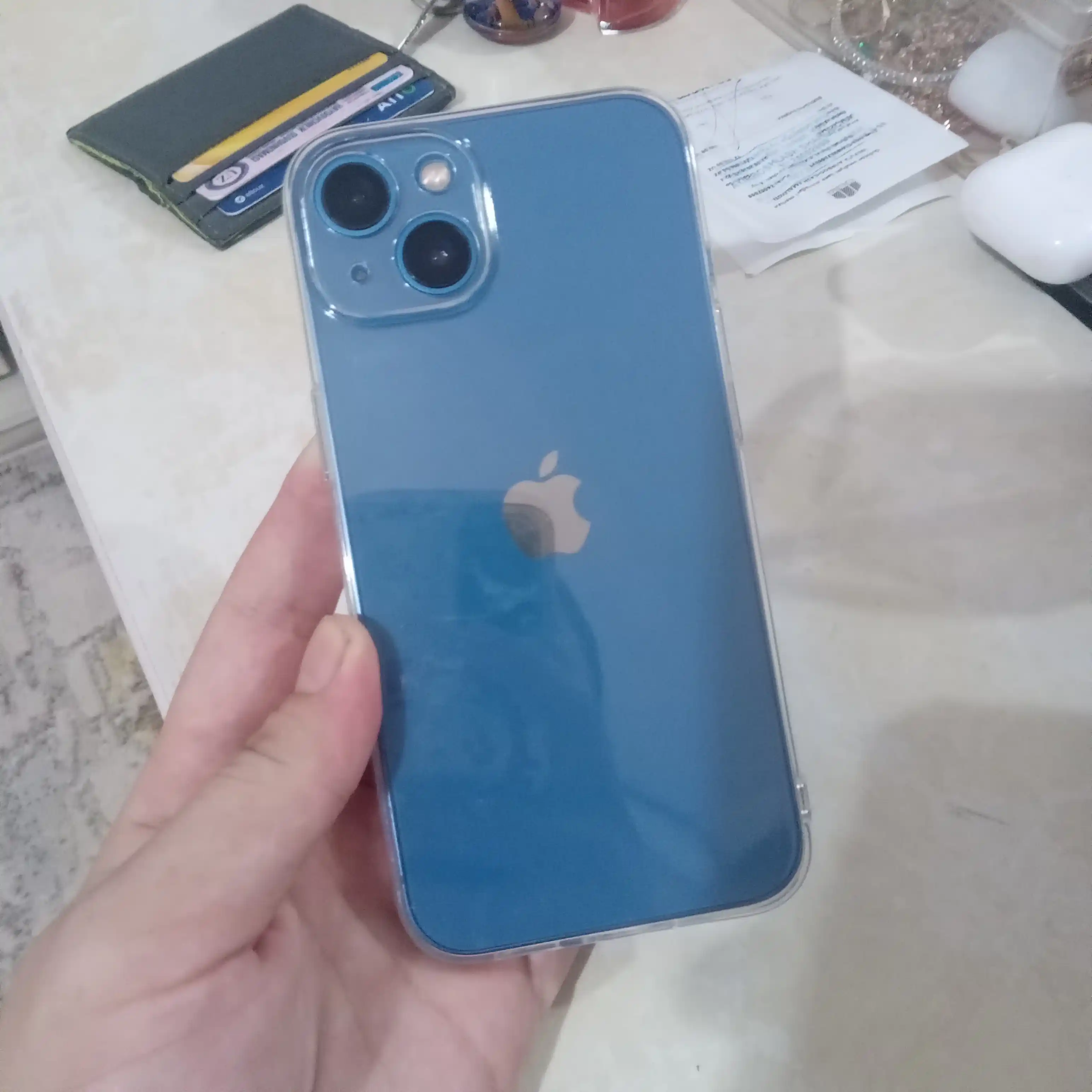 Smartfon Apple iPhone 13, 128/256 GB, SIM+sim, chehol va shisha sovg'a sifatida