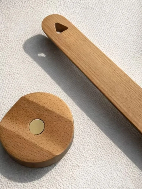 MAX-Wood M50 poyabzal qoshig‘i, uzun yog‘och shoxli, 50 sm, magnit tutqichli