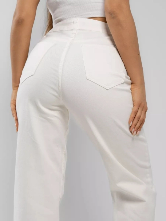 Ayollar uchun baland belli mom jeans – turli rangdagi denim shimlar, jinsi shimlar