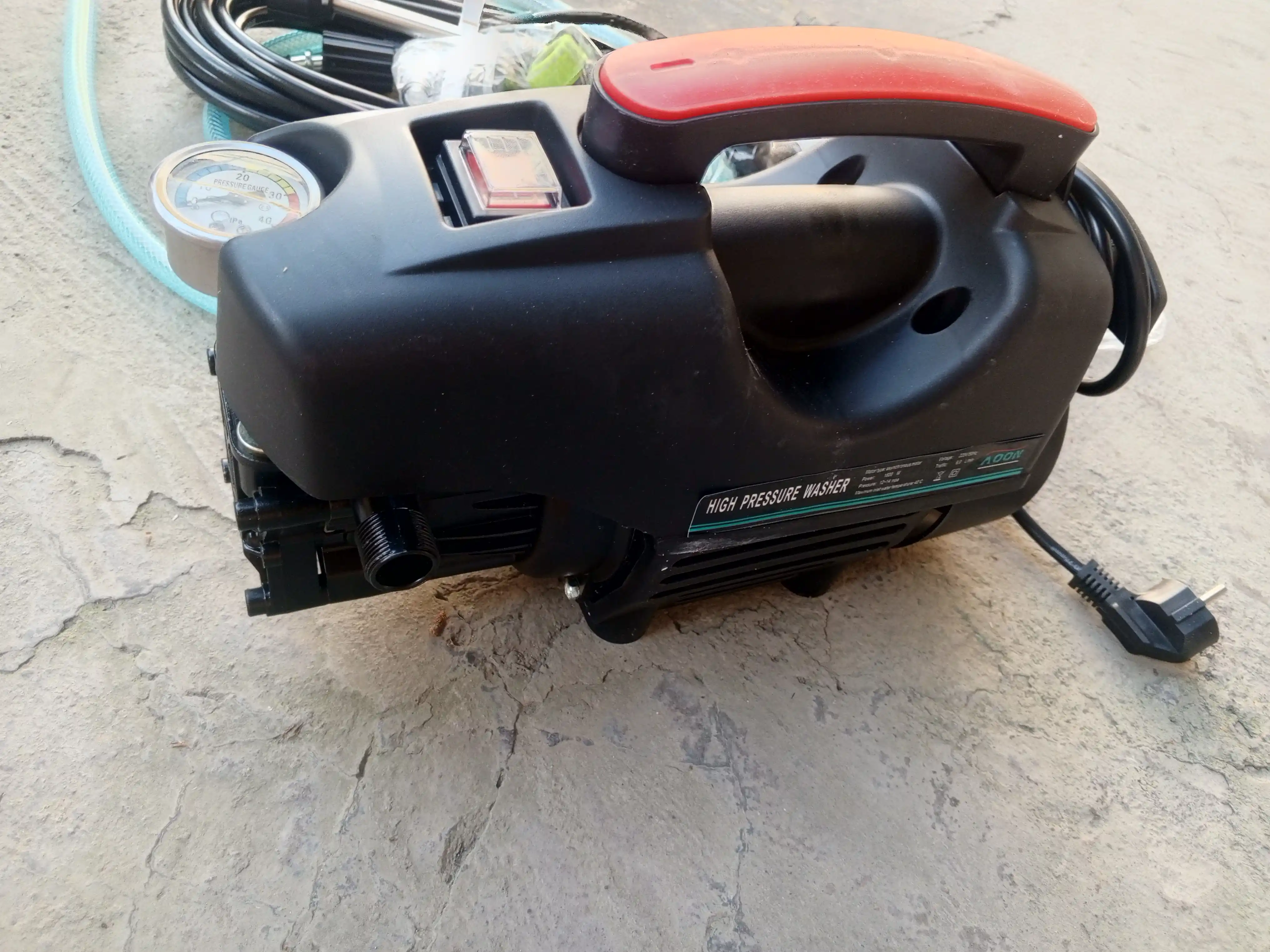 Yuqori bosimli avtomobil yuvish moslamasi MOON 2200 W, karcher, avtomoyka