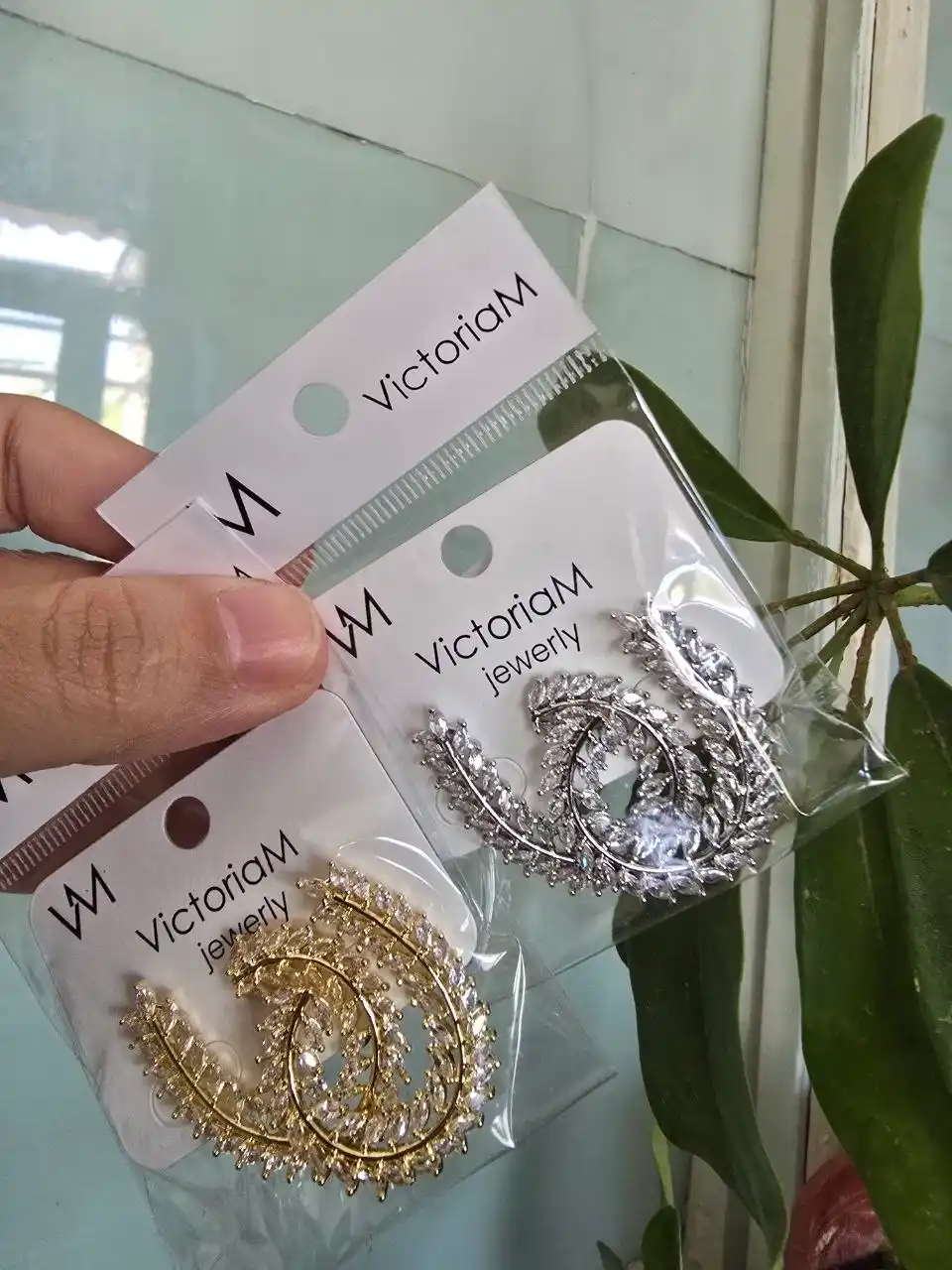 Серьги женские и для девочек