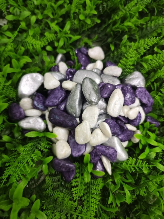 Akvarium, kashpo, gullar va interyer uchun dekorativ rangli toshlar, tabiiy shag‘al