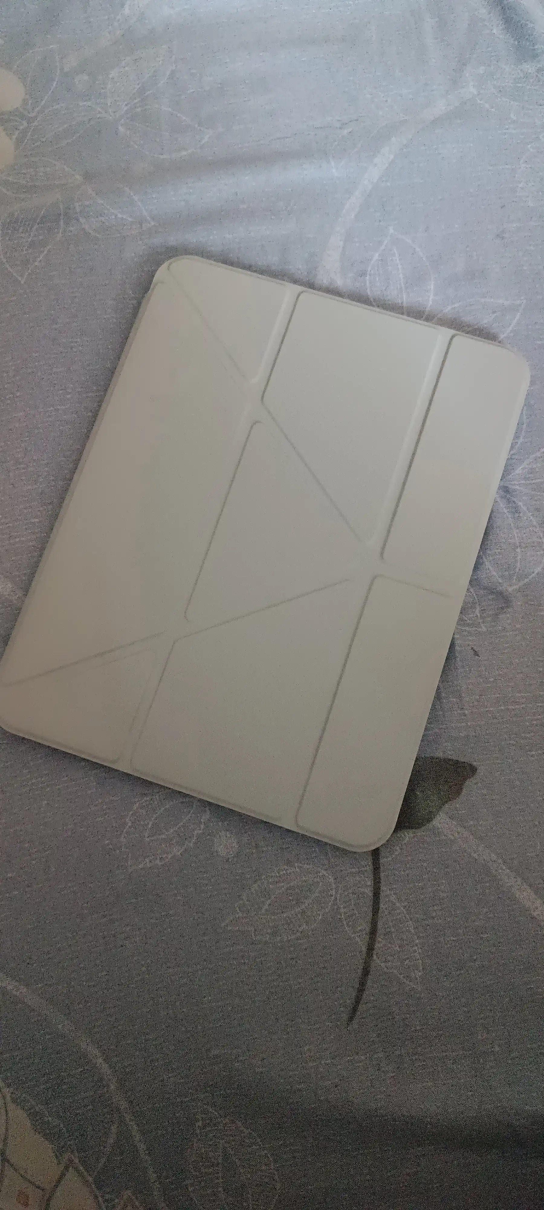 SmartCover Pro iPad uchun taglik funksiyali magnitli g'ilof