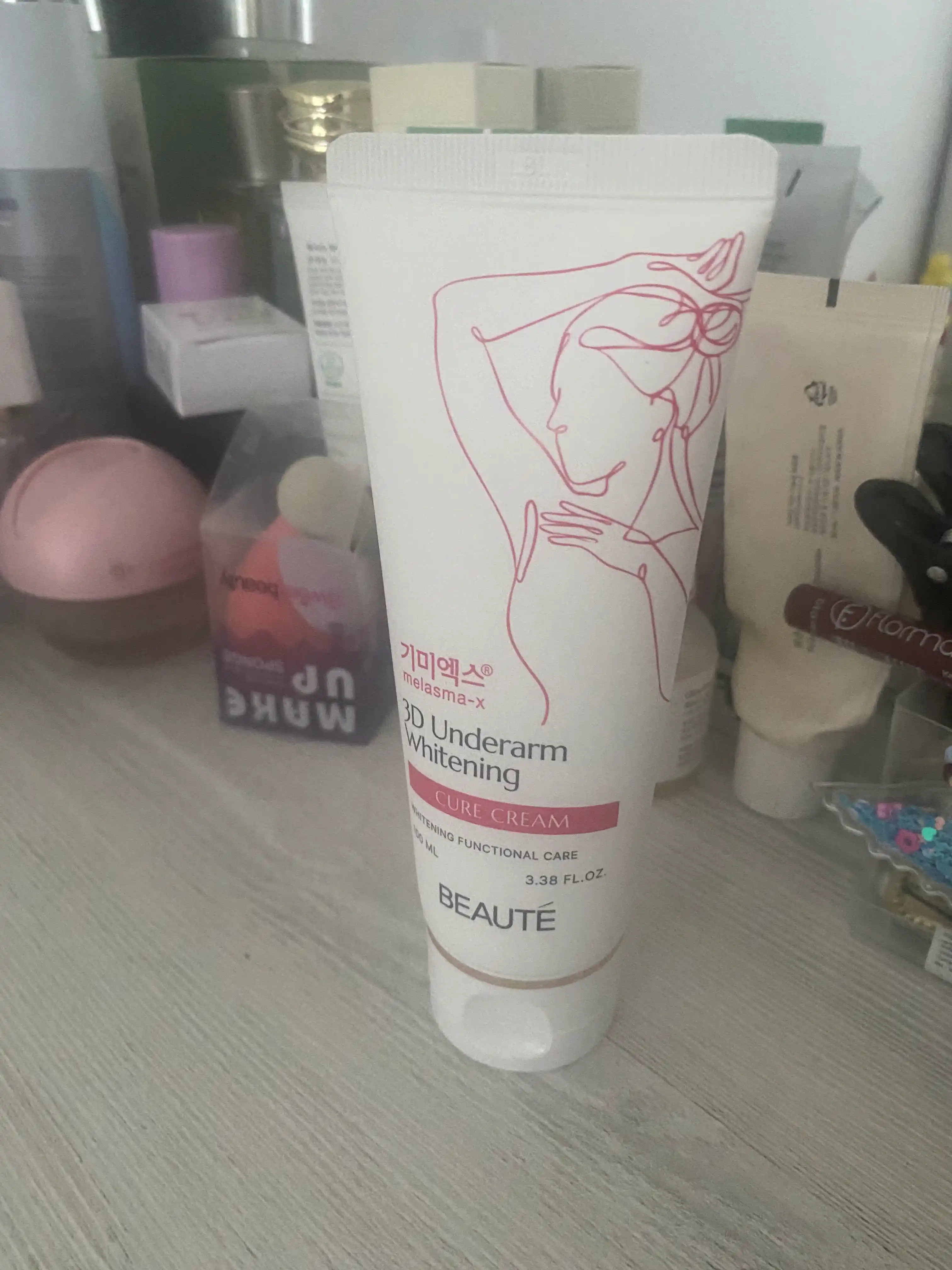 BEAUTE 3D Underarm Whitening Cure Cream отбеливающий и увлажняющий крем, 100 мл