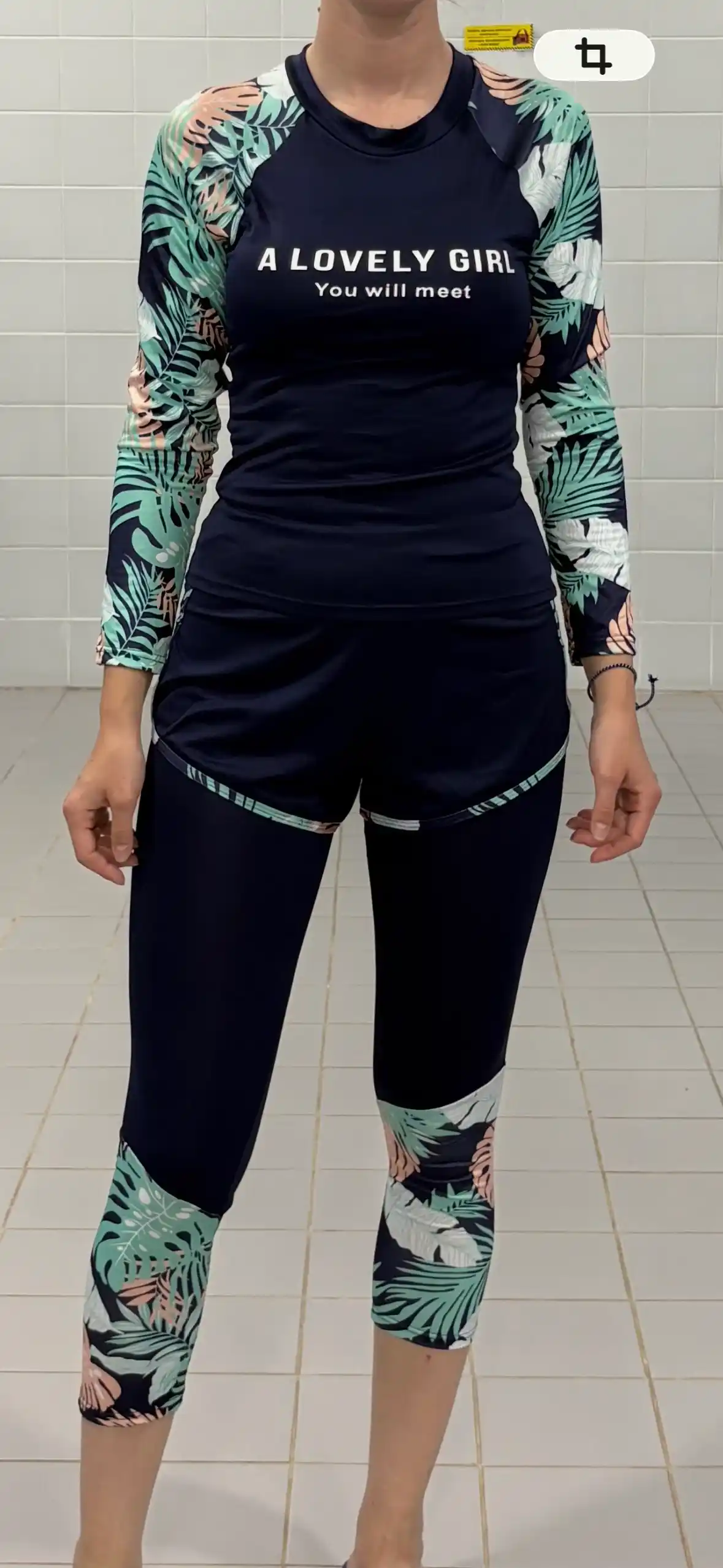 Ayollar cho'milish kiyimi, o'lcham 40kg-100 kg gacha, burkini, suzish kiyim