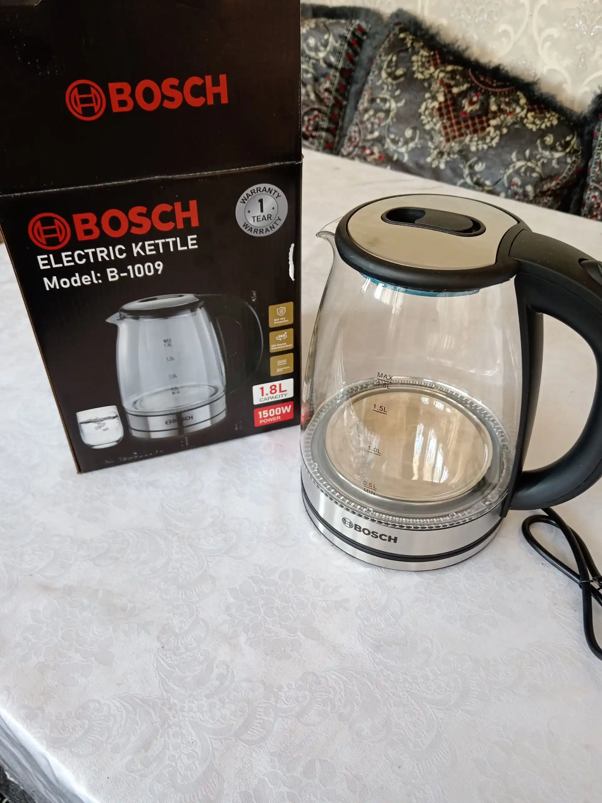 Tefal elektr choynak BOSCH 1.8L — 1500W quvvatli, LED yoritgichli zamonaviy choynak