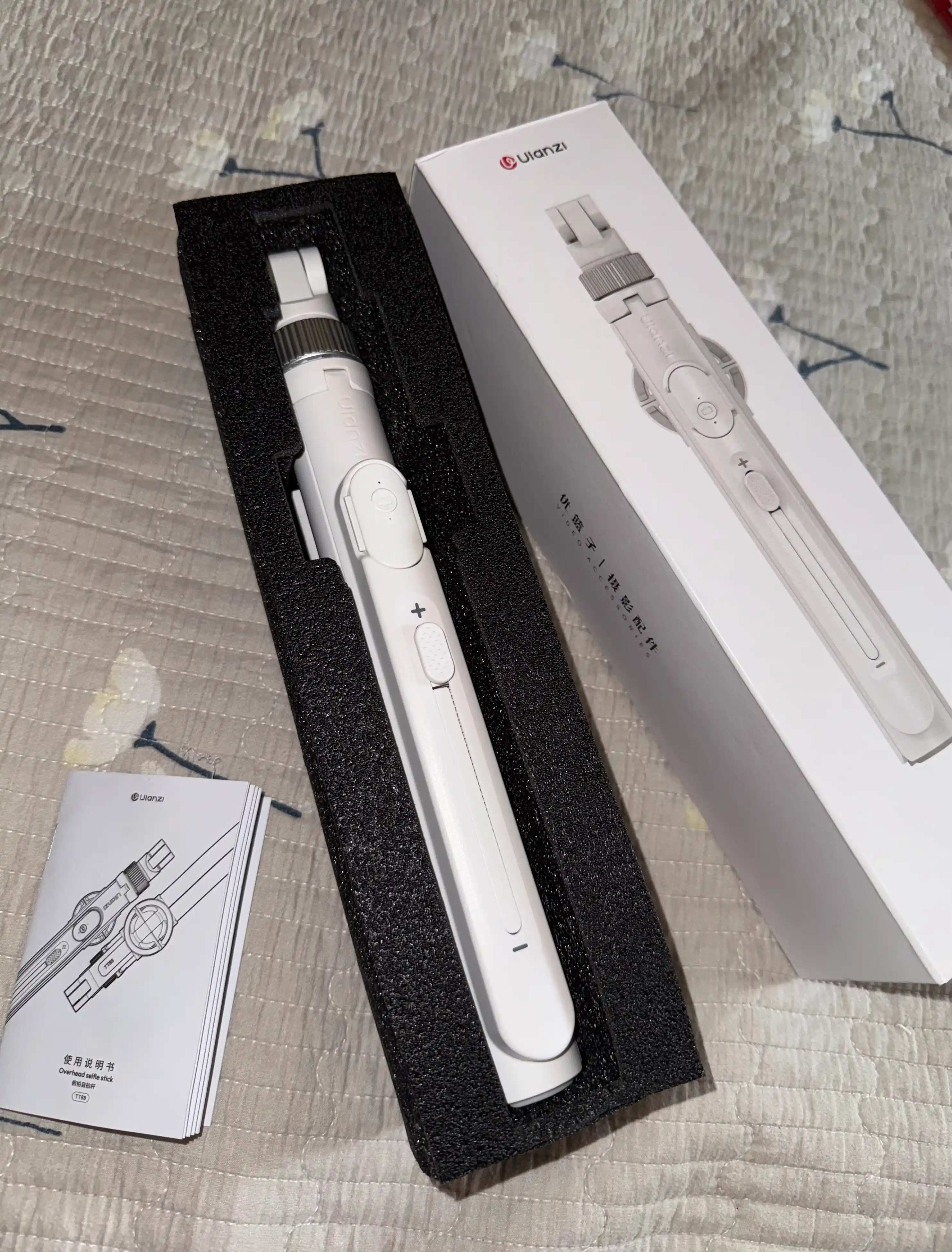 Ulanzi TT88 MagSafe — профессиональная 4-в-1 селфи-палка, с пультом и креплением Cold Shoe