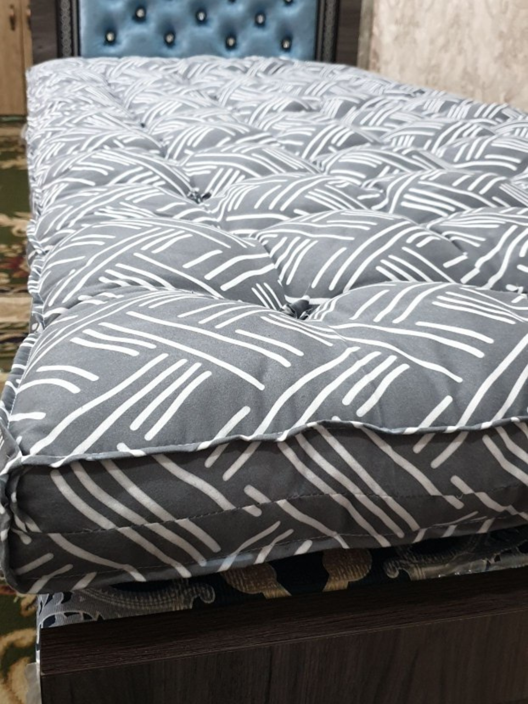 Yumshoq matras, yig‘iladigan, ko‘chma