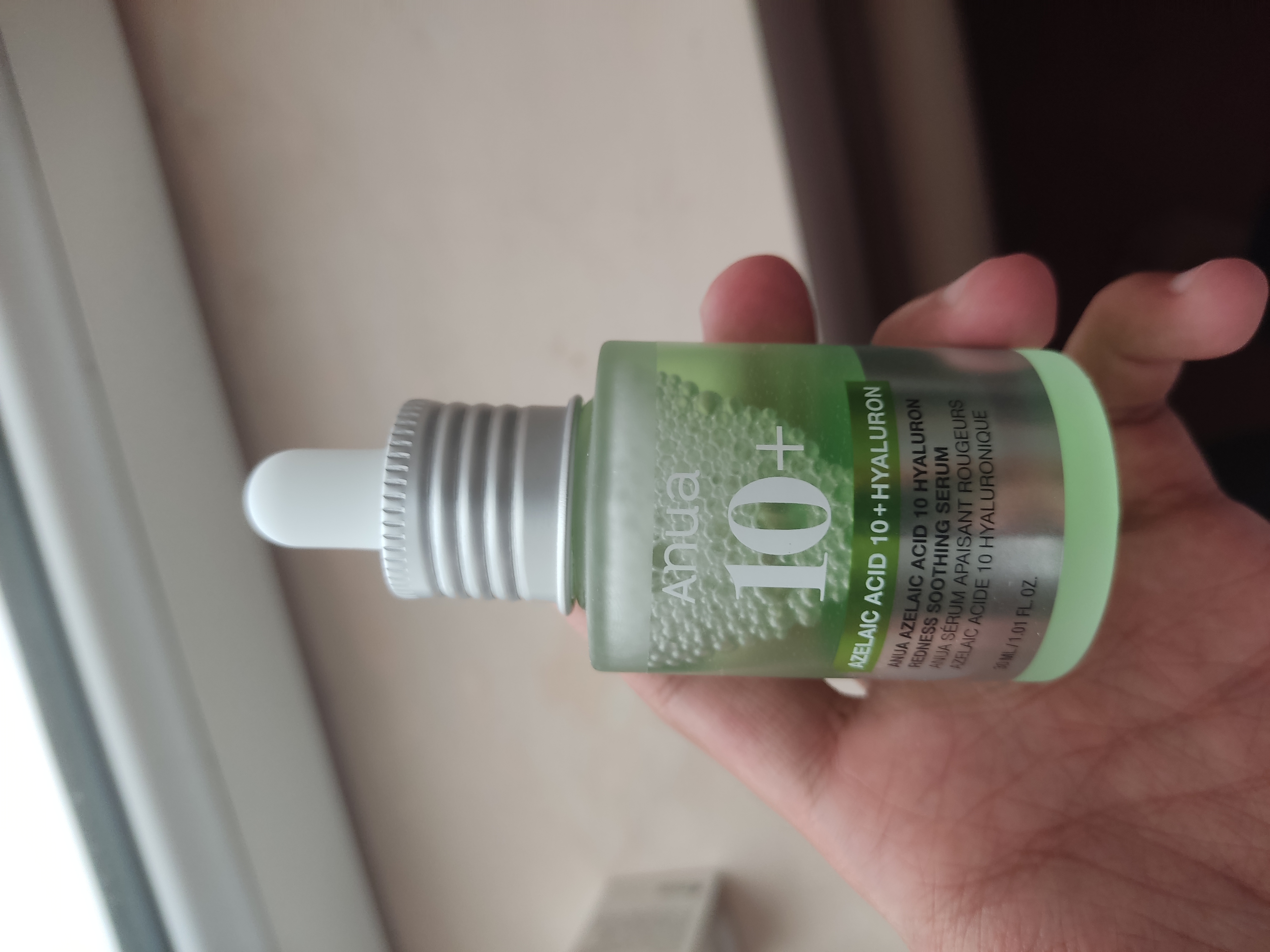 Azelaic Acid 10 Gialuron qizarish uchun tinchlantiruvchi sarum