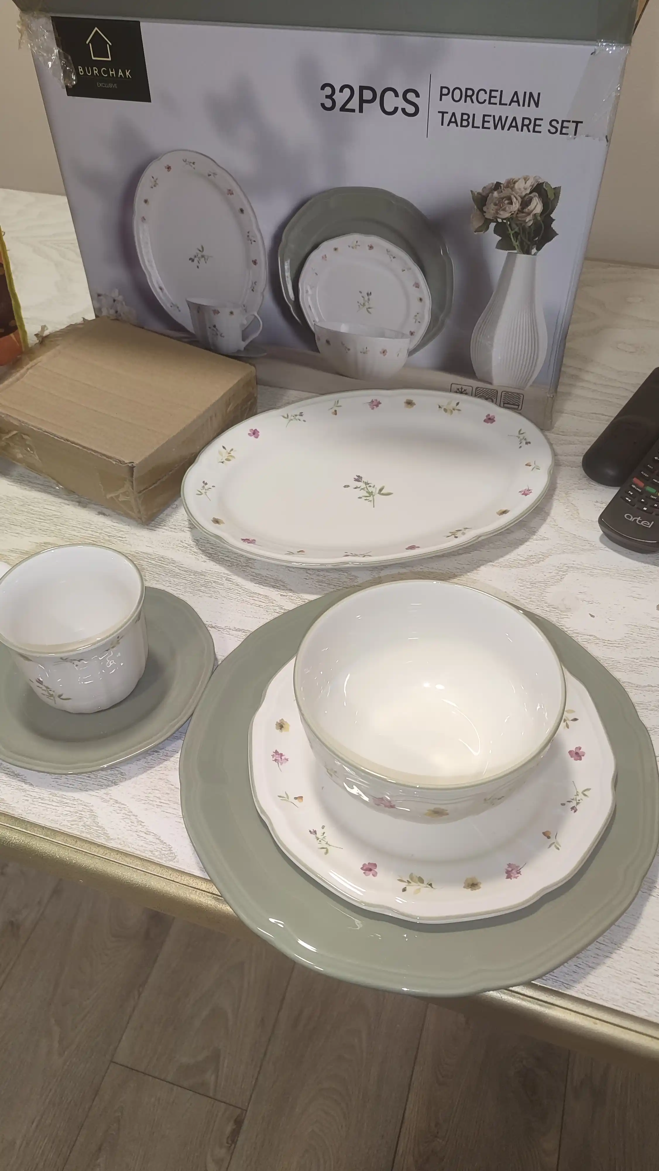 Набор посуды на 6 персон, 32 предмета, фарфор, в стиле Zara home