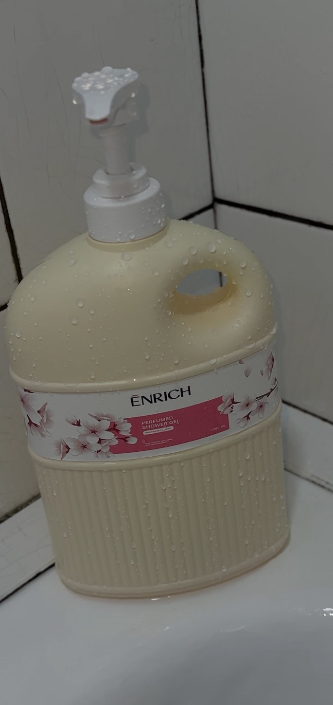 Гель для душа парфюмированный Enrich, густой, увлажняющий для всех типов кожи, 1000/2000мл