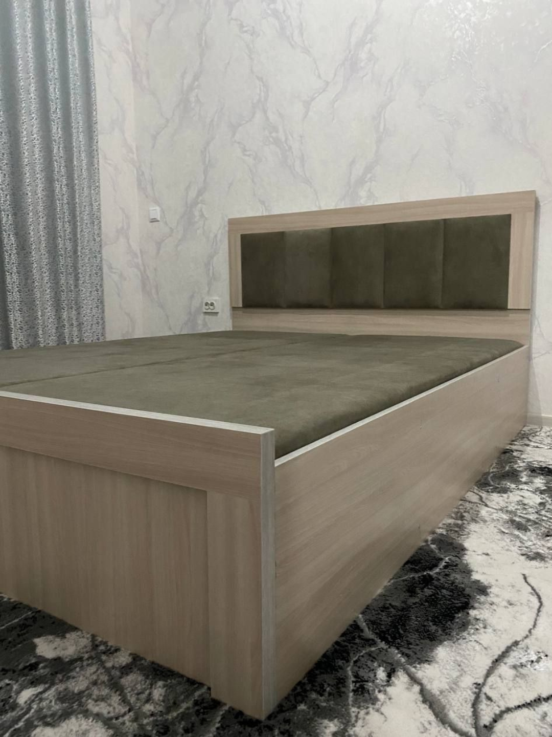 Кровать,Двуспальная,Мягкое изголовье,ЛДСП,Современная