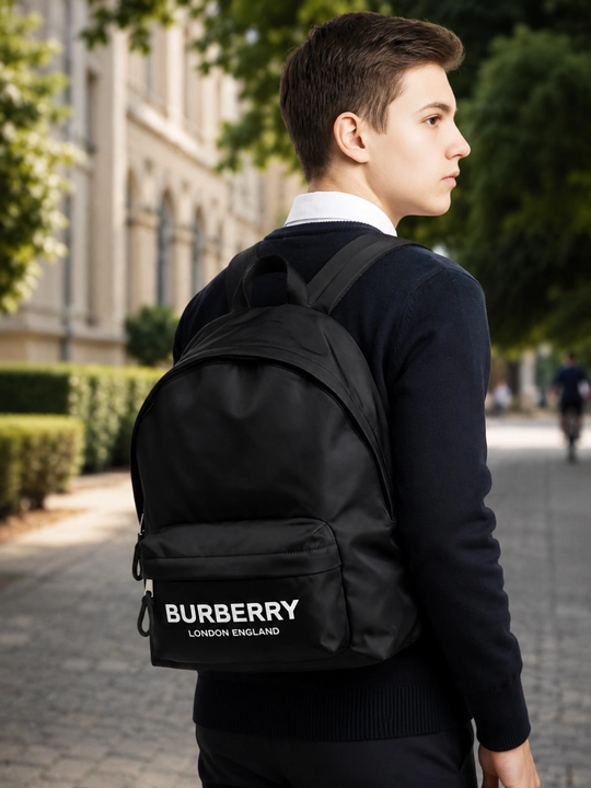 Мужской рюкзак BURBERRY, подходящий для повседневной носки и школы