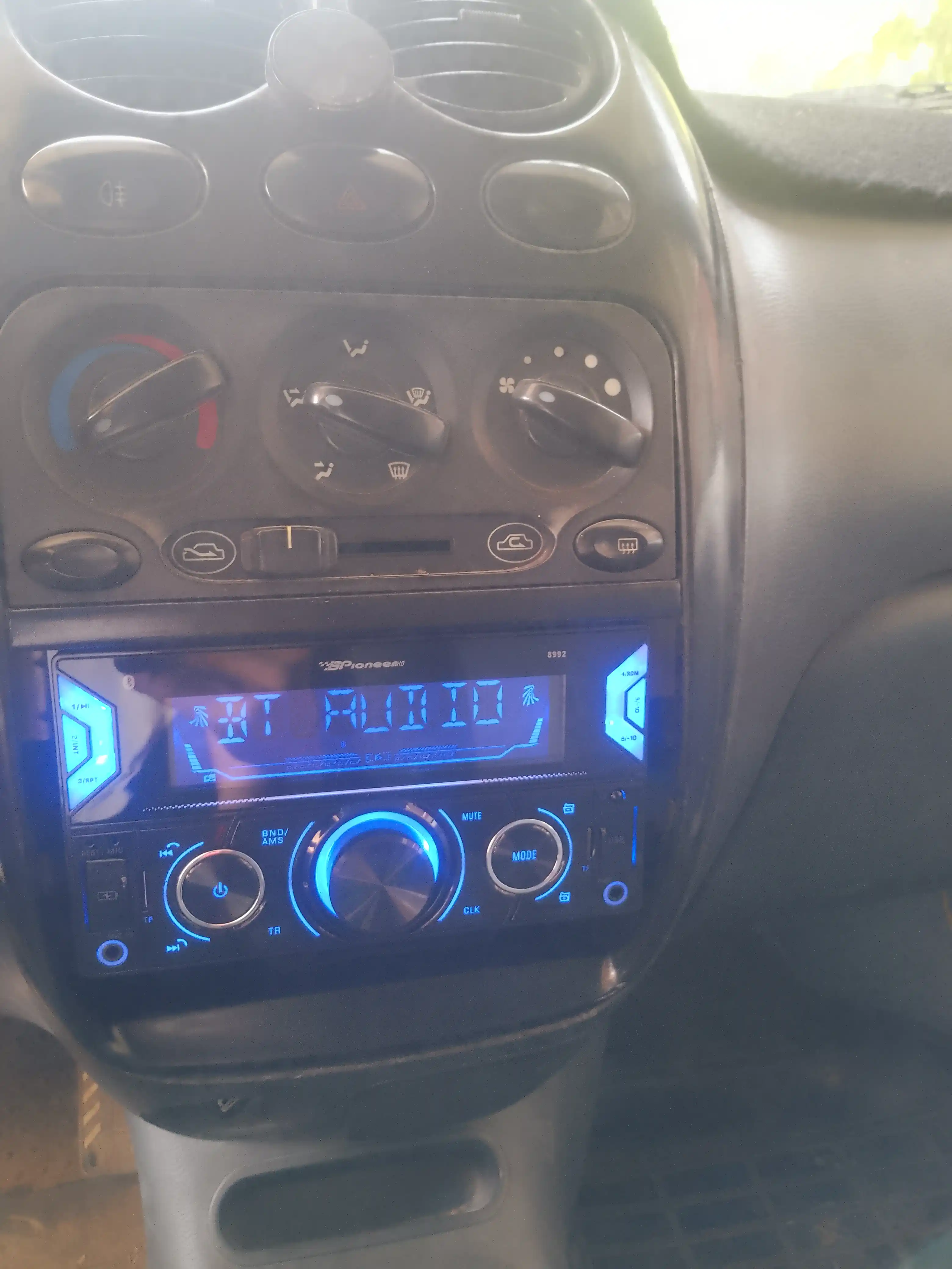 Автомагнитола Pioneer.GD, MP3/USB/AUX/MicroSD/FM Radio/Bluetooth, магнитофон 