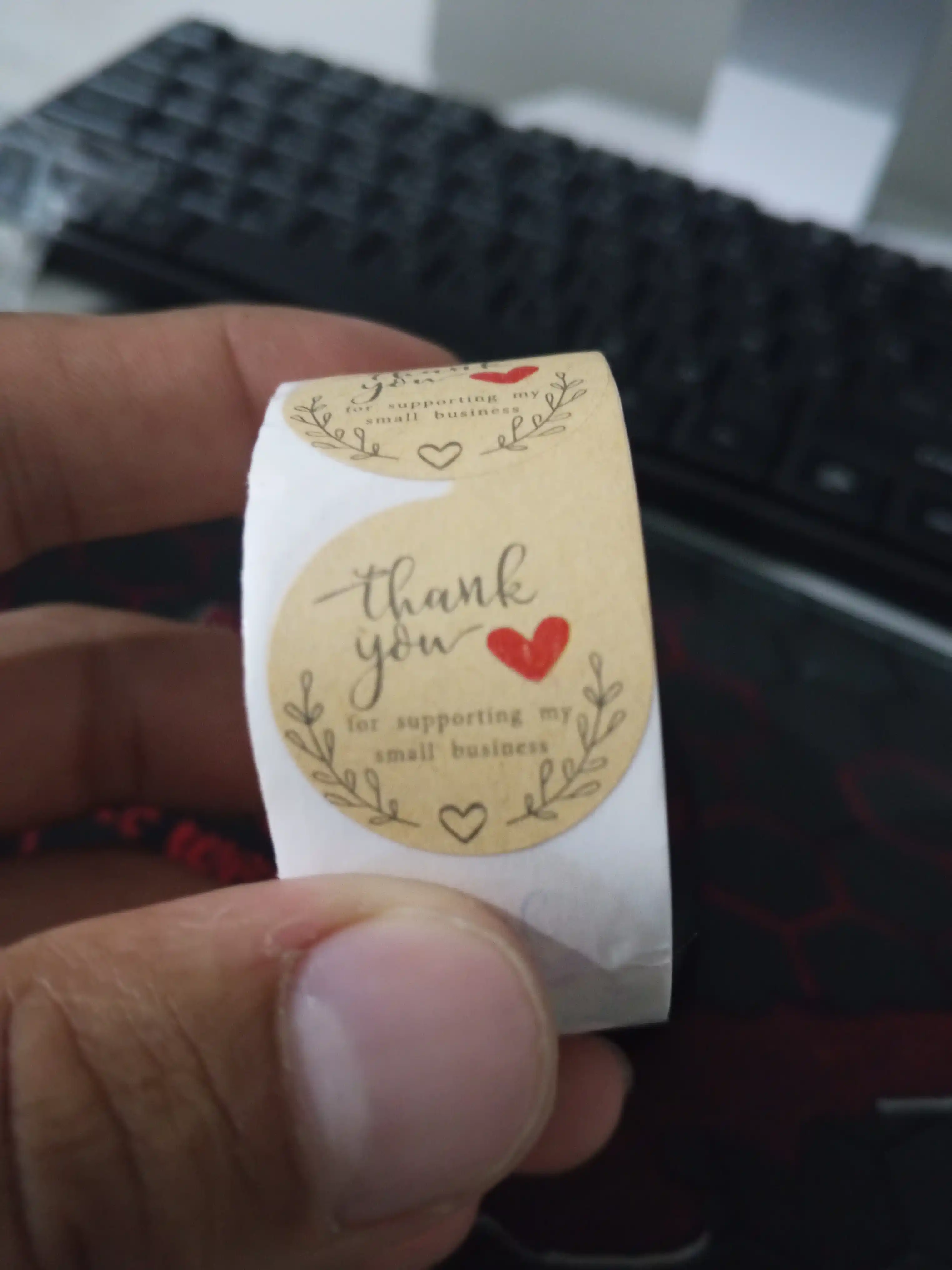 Стикеры со словами THANK YOU, HANDMADE WITH LOVE