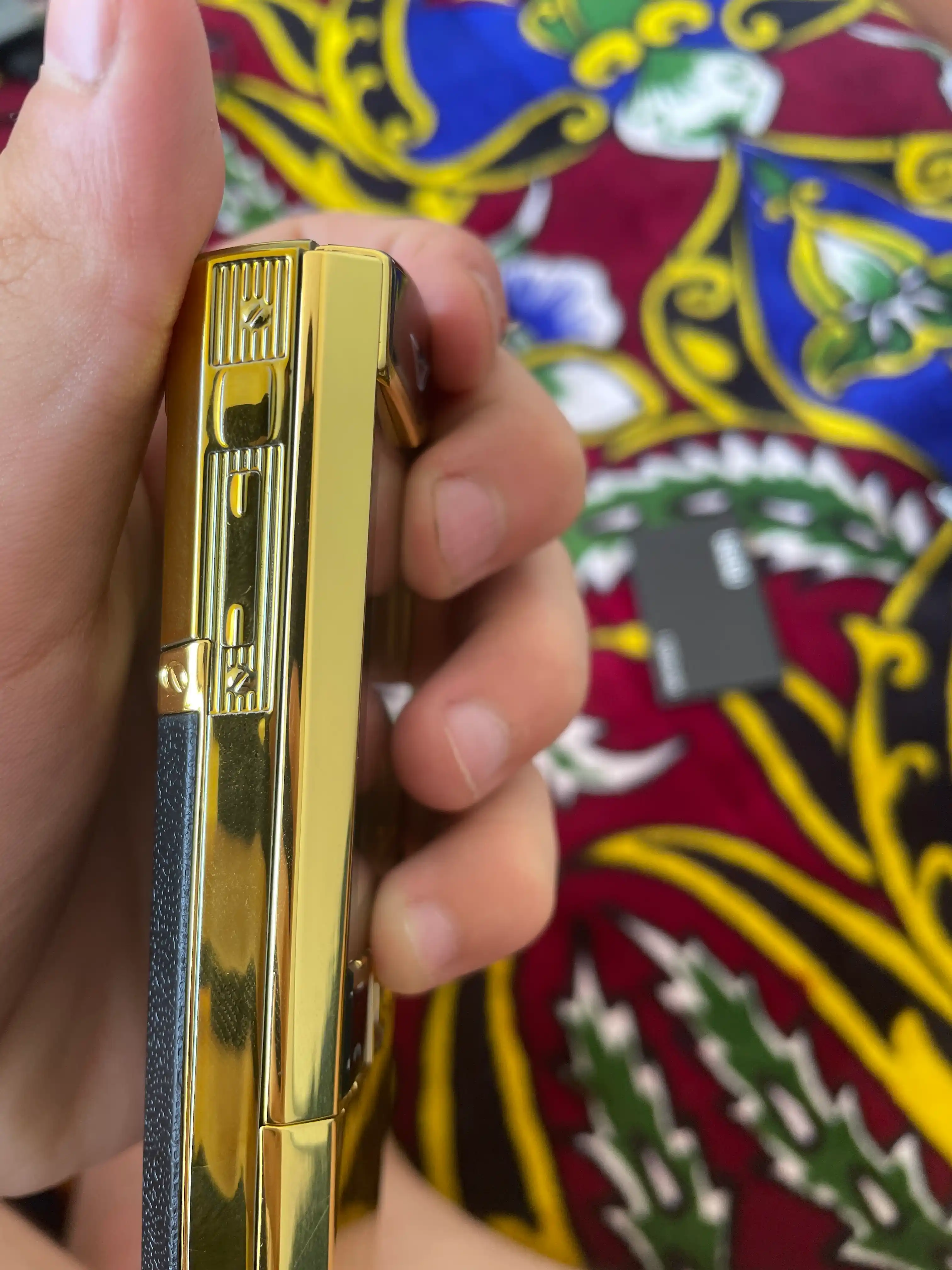 Tugmali telefon Vertu V888Pro Slider