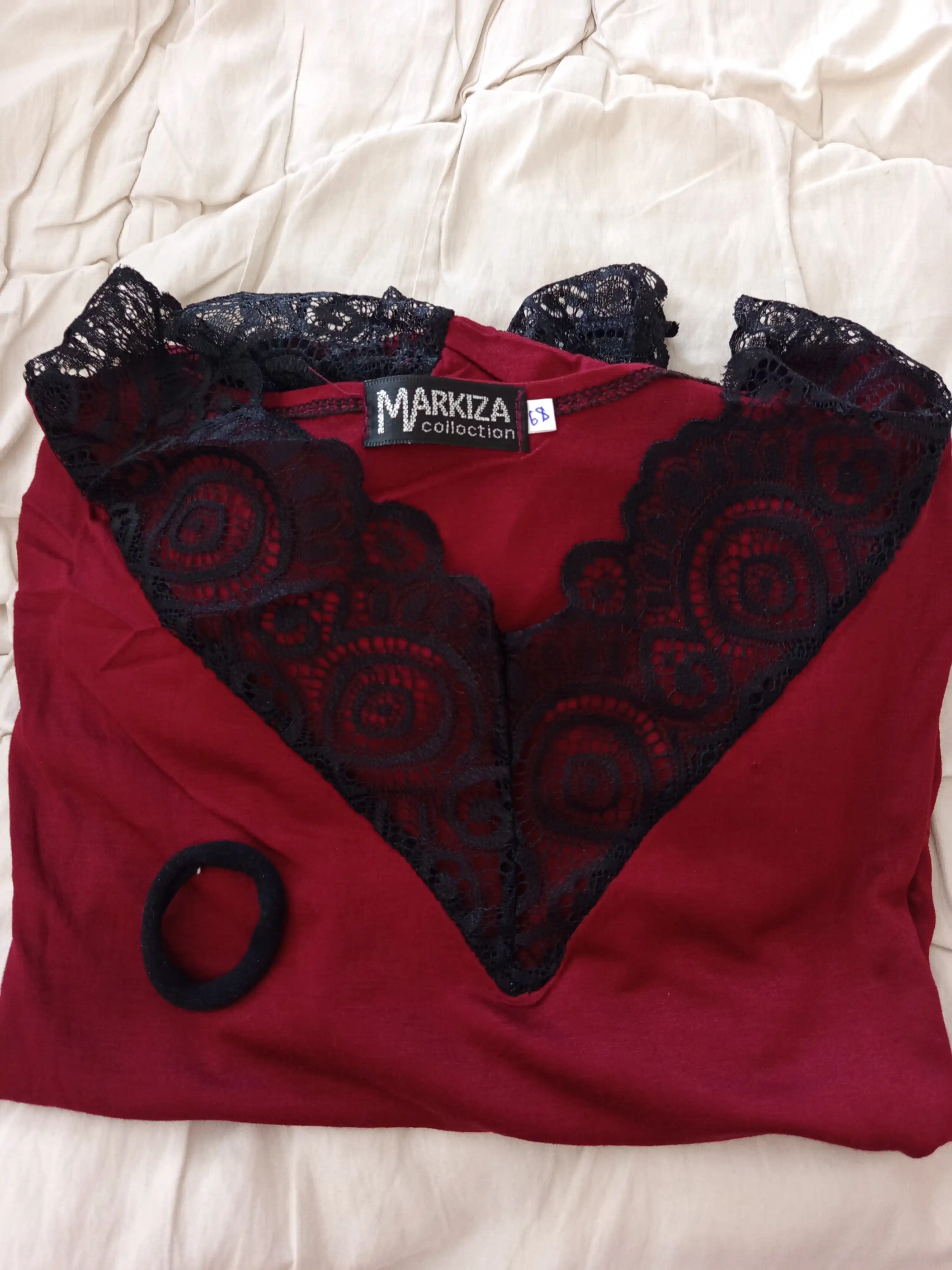 Katta o‘lchamli, to‘rli shortili pijama