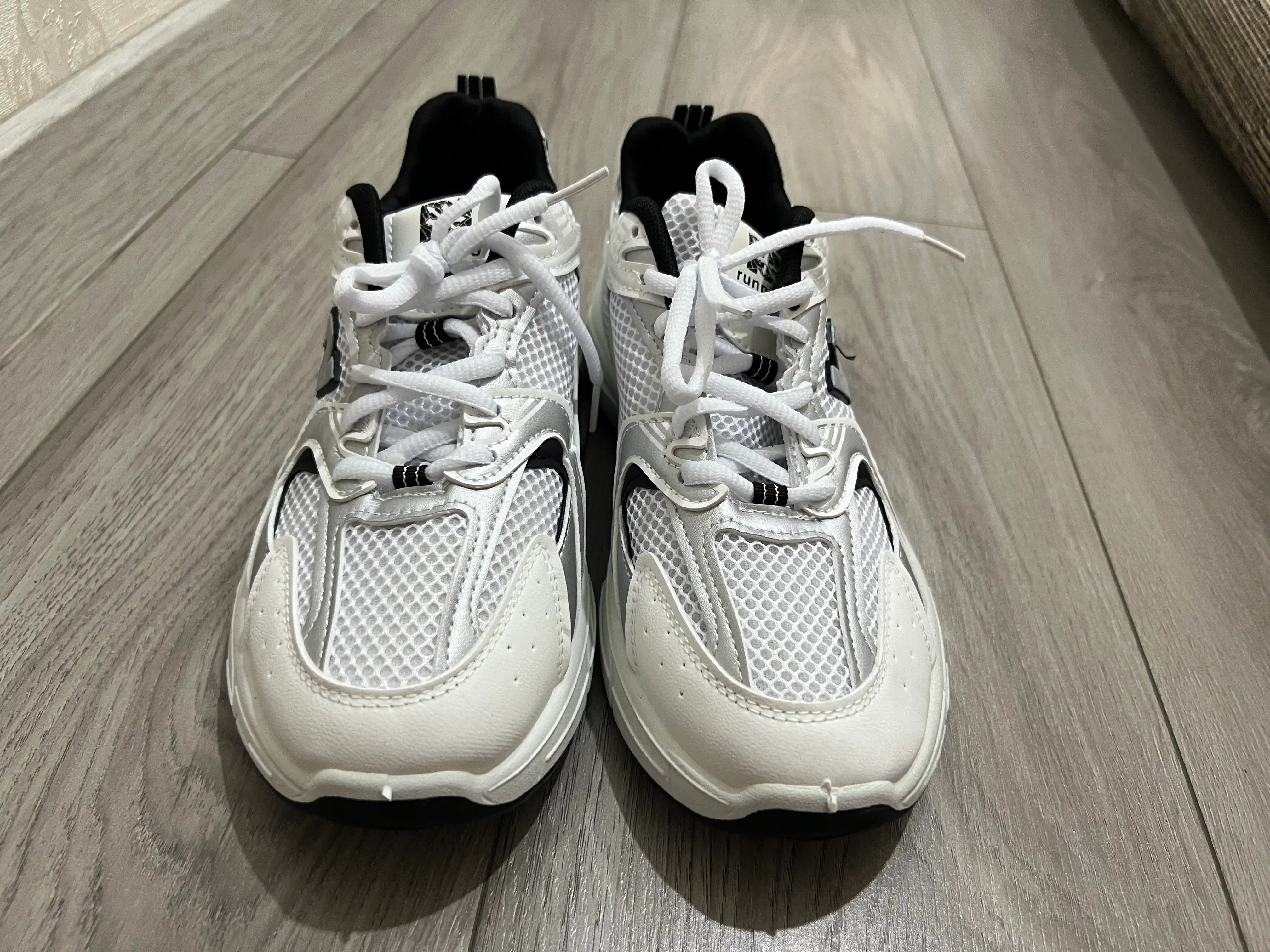 Erkaklar va ayollar uchun New Balance Running 530 krossovkalari