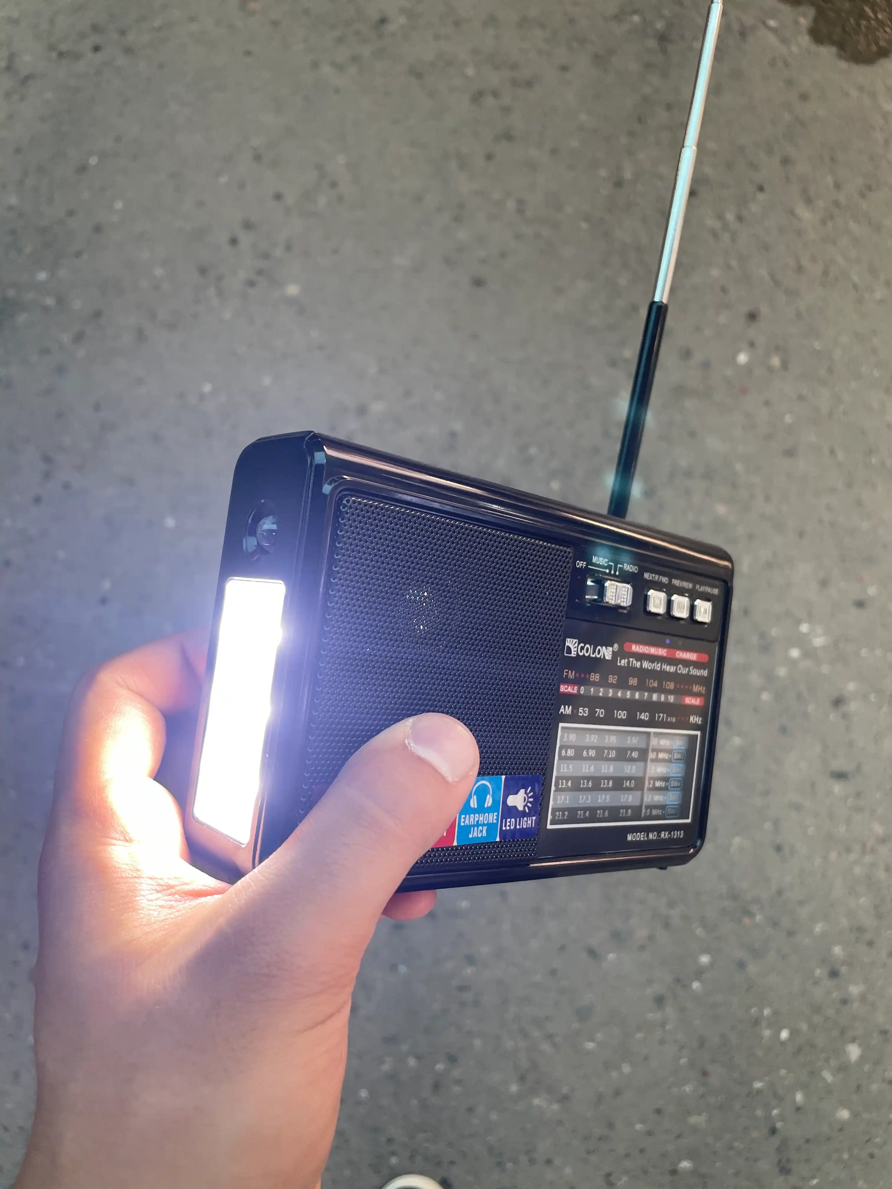 Radio, fm radio, portativ radio, usb radio, akkumulyatorli radio, mini radio