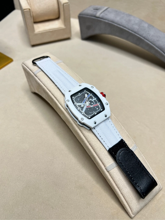 Richard mille Erkaklar qo'l soati,universal soat,turli rang va turlari mavjud