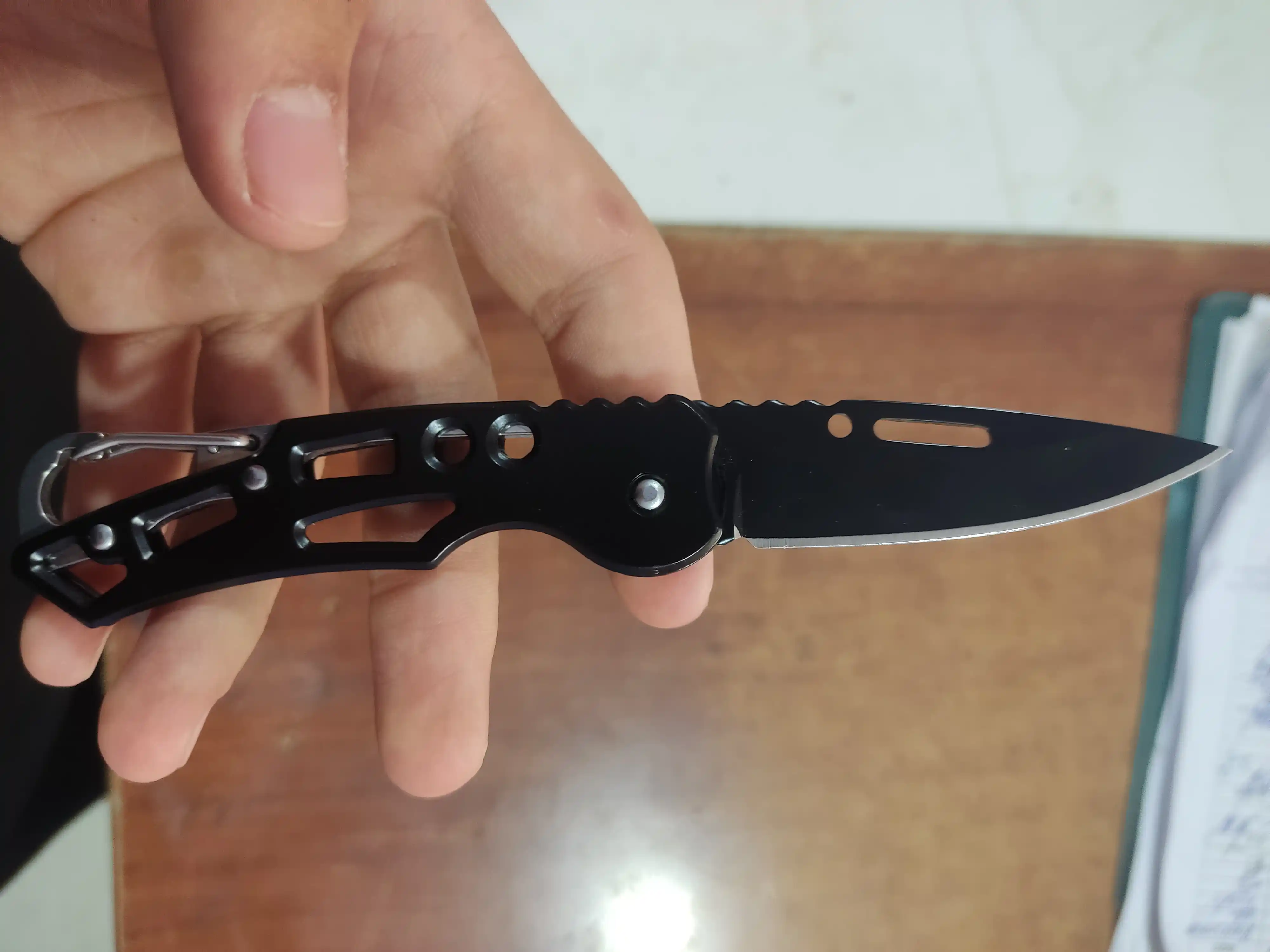 Buklanadigan universal pichoq, zanglamaydigan po'lat, ixcham, pichoq-spinner sayyohlik