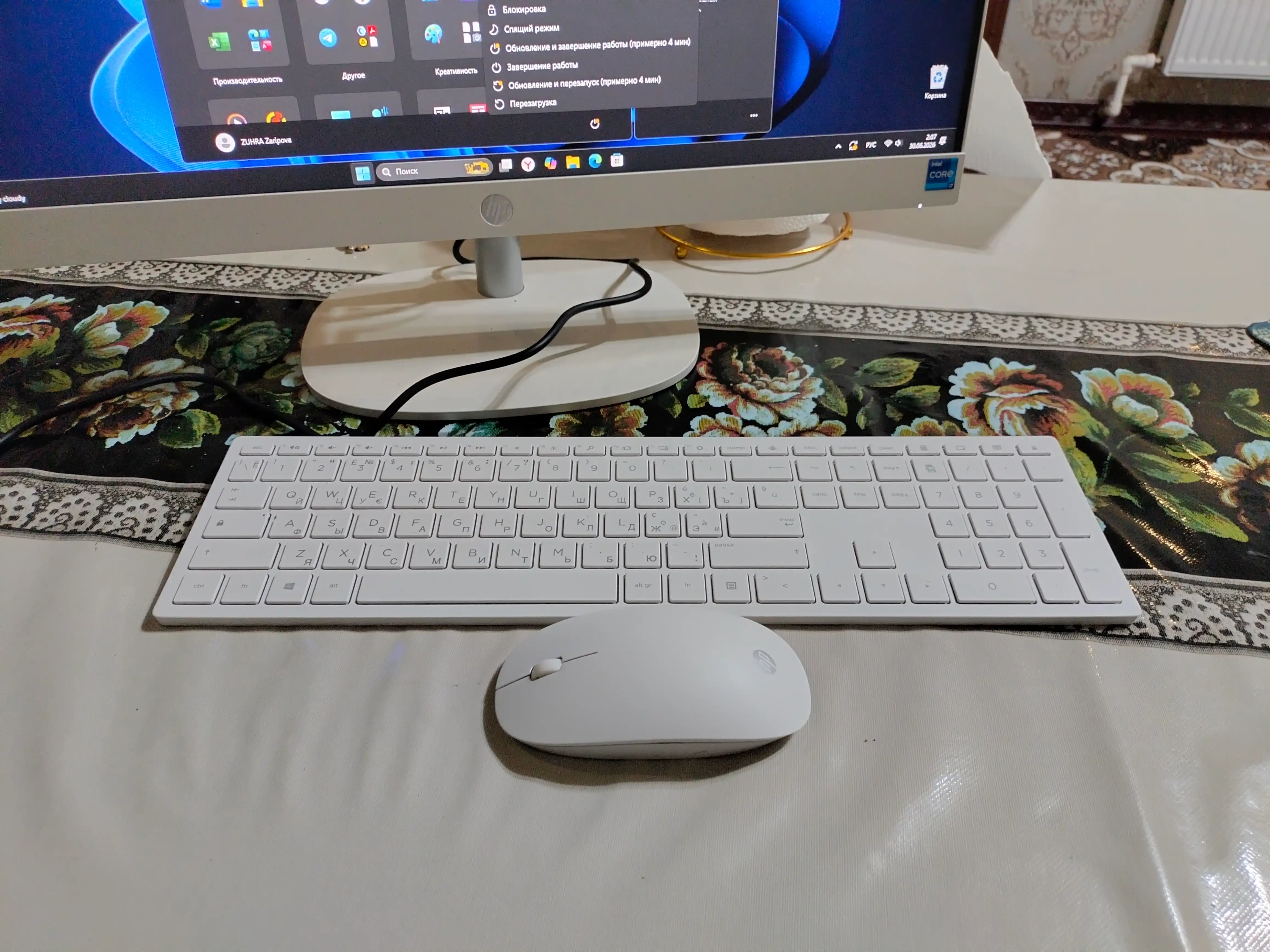 Simsiz klaviatura va sichqoncha HP Pavilion Wireless Keyboard and Mouse 800