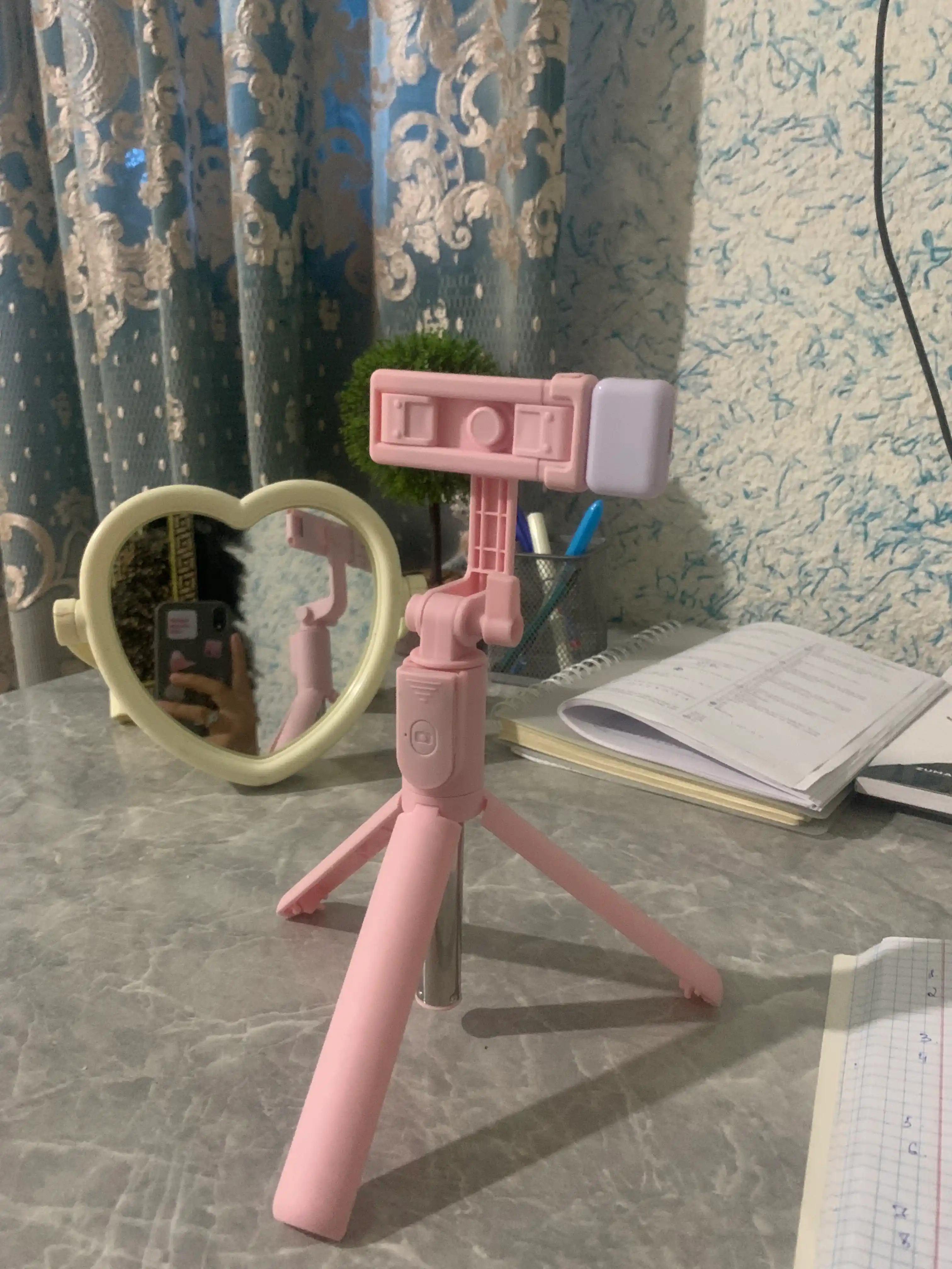 Universal selfi tayoqchasi LED yoritgichli shtativ