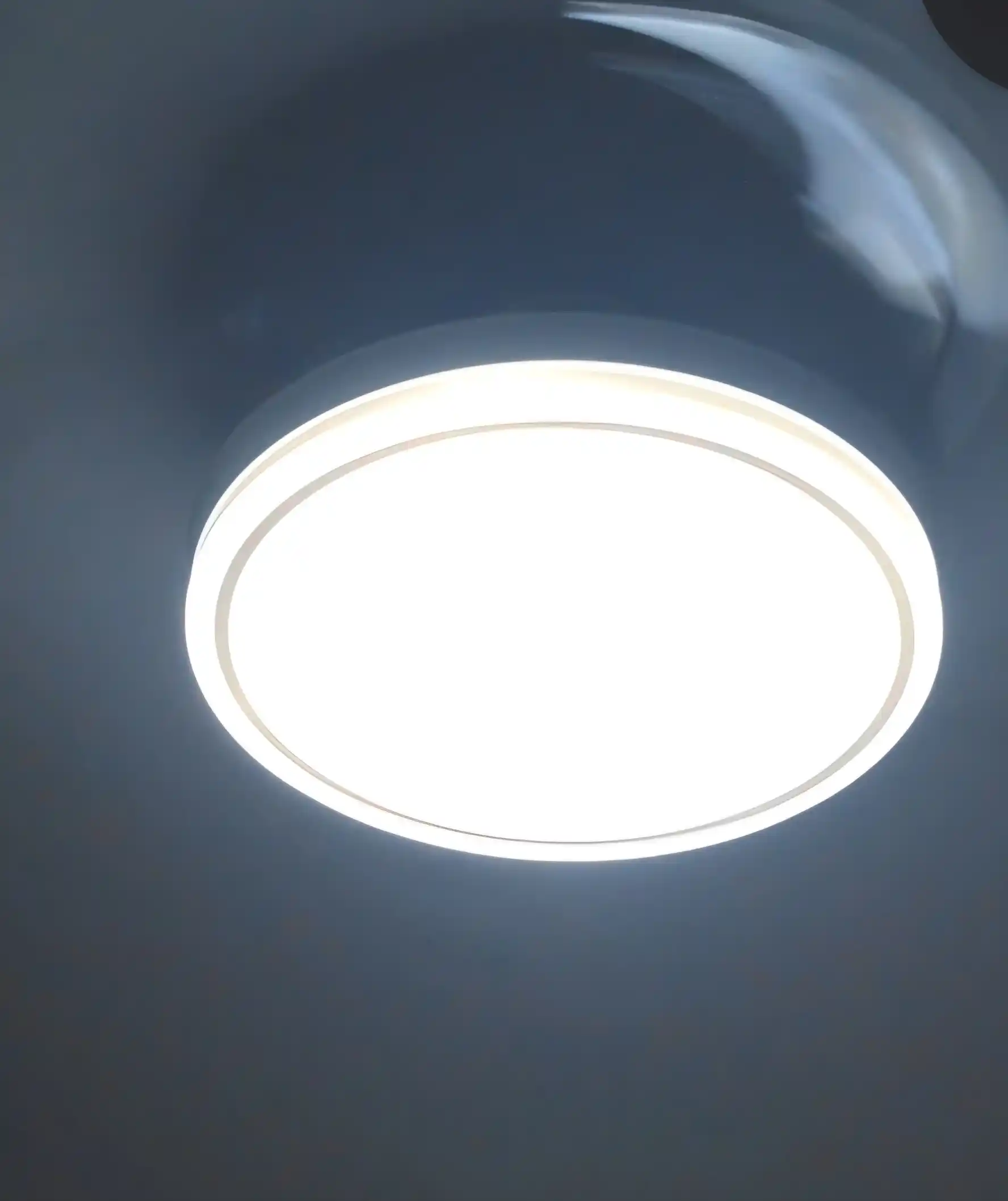 Ventilyatorli LED lyustra va qandil, shiftga osma, 3 xil yorug‘lik, 6 tezlik ventilyator