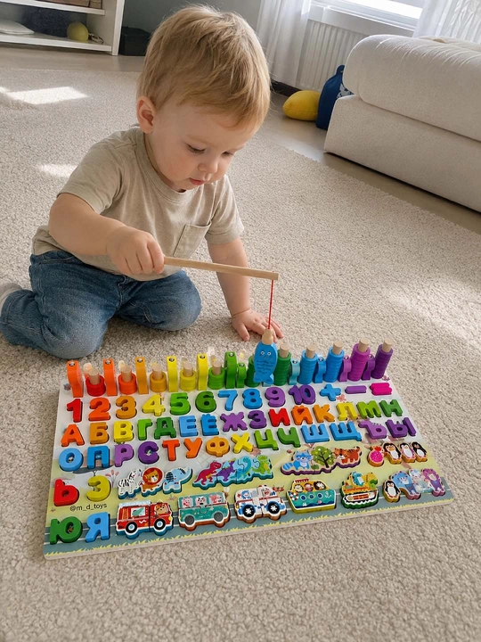 Rivojlantiruvchi doska Montessori Sorter, rus alifbosi, raqamlar, ranglar, magnitli