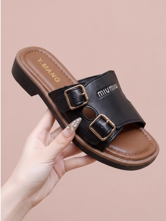 Ayollar shippaklari, MIU MIU