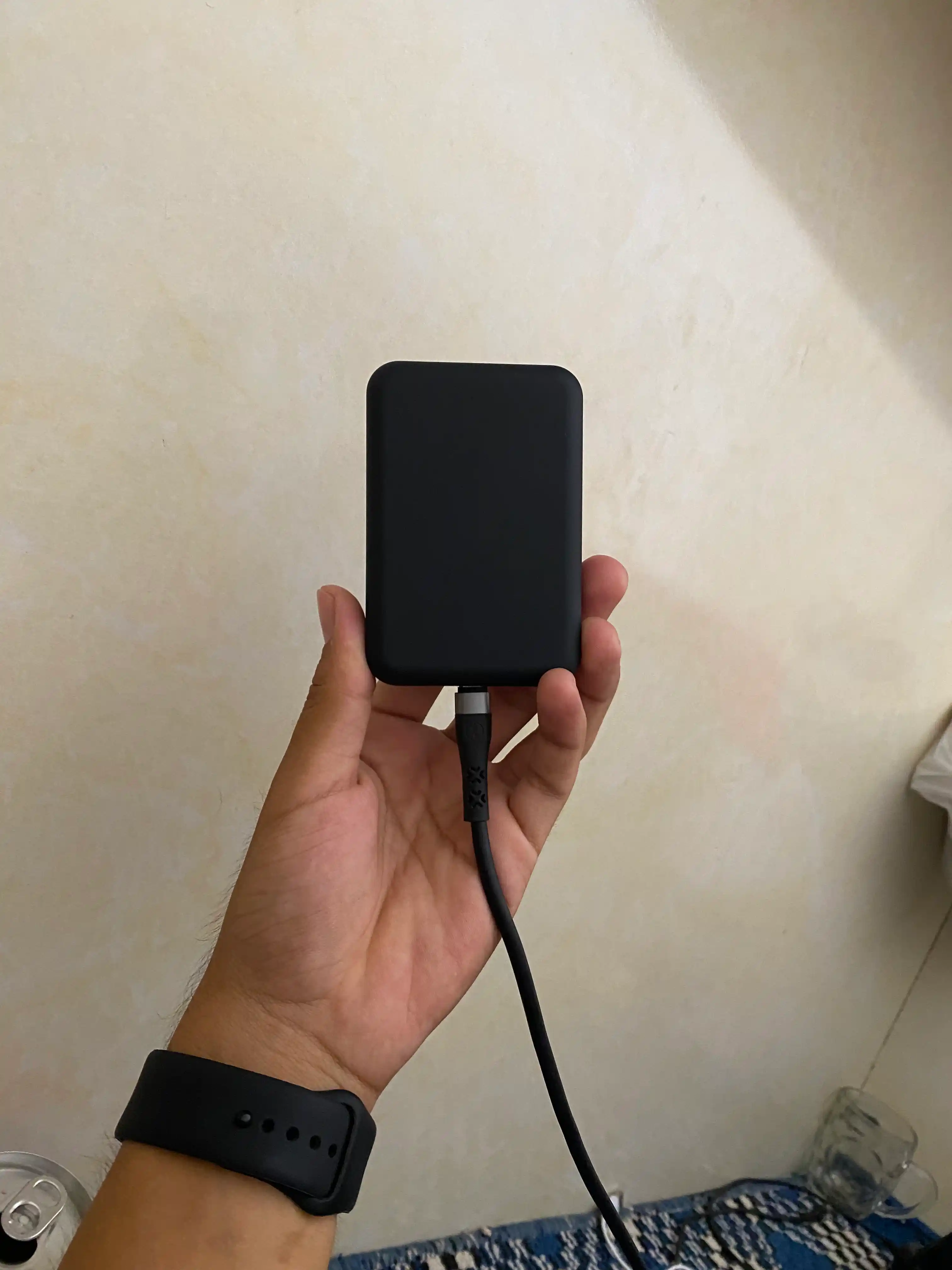 MagSafe tashqi akkumulyatori, magnitli Power Bank, simsiz quvvatlash