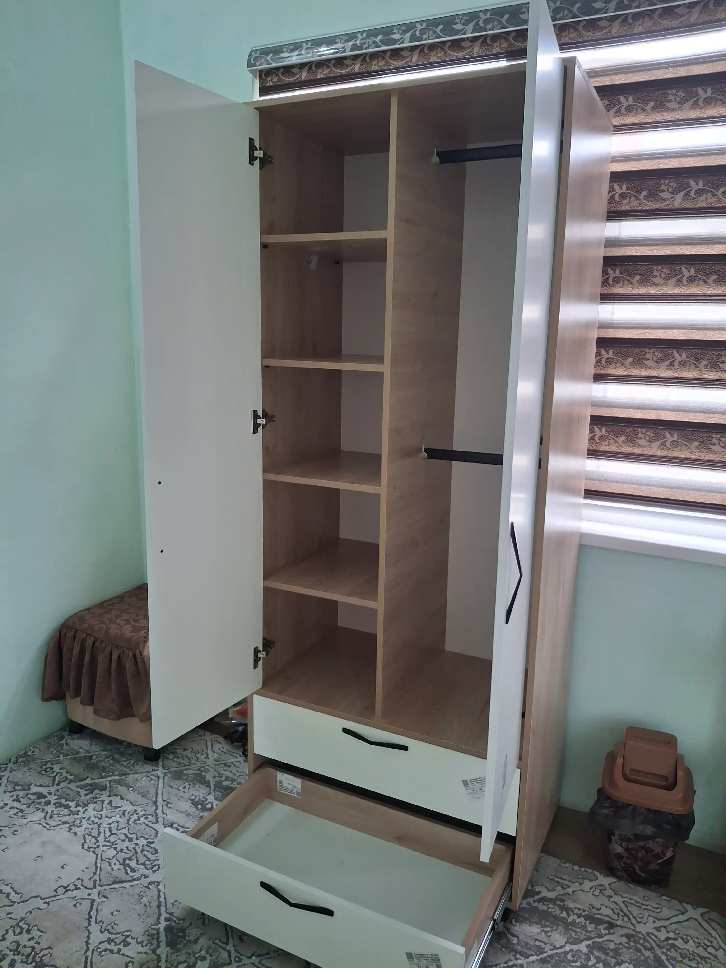 Comfort 2 eshikli kiyim shkafi 200×80×50 sm, LDSP Rossiya