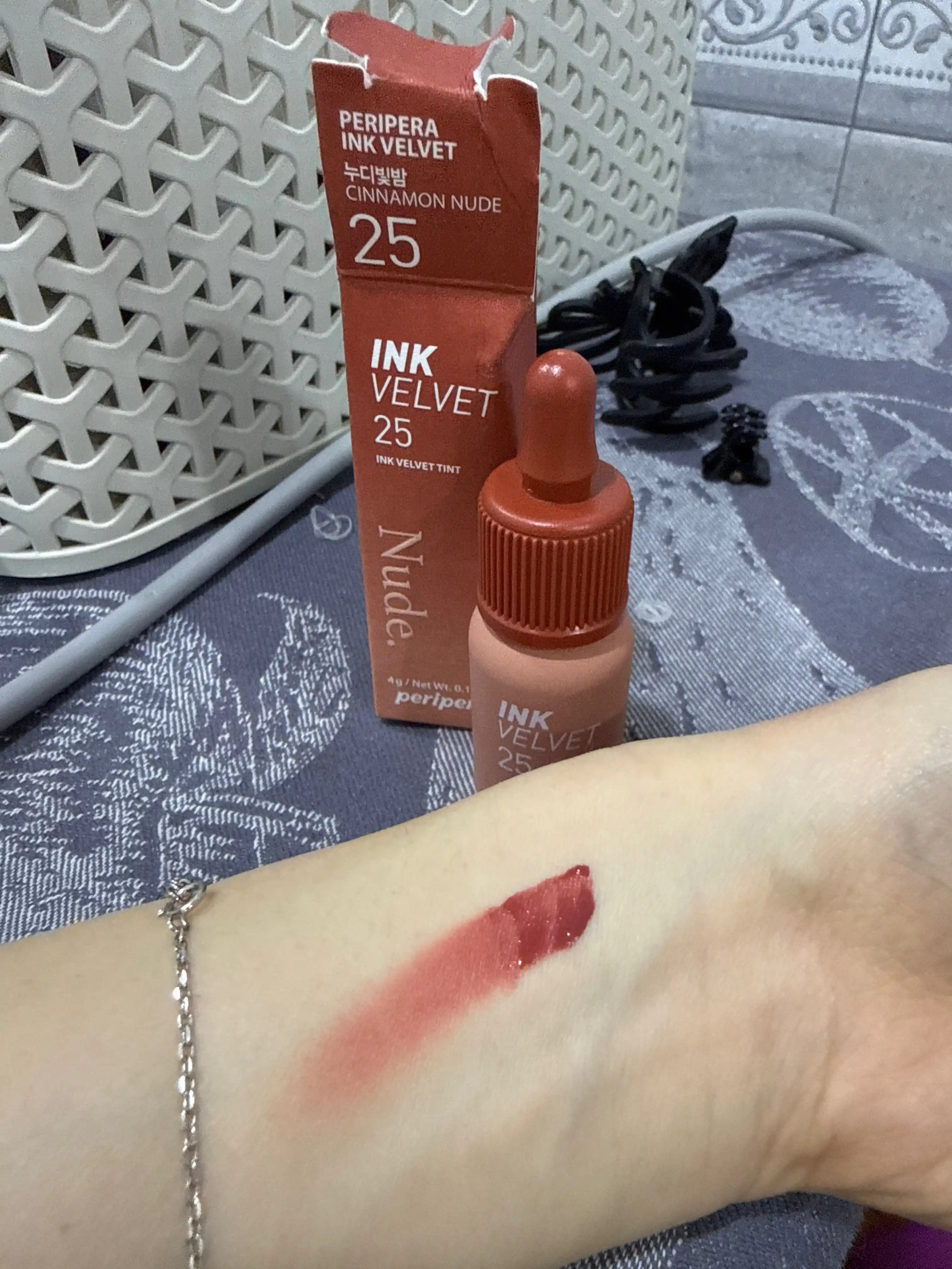 Lablar uchun yumshoq velvet effektli tint Peripera Ink The Velvet