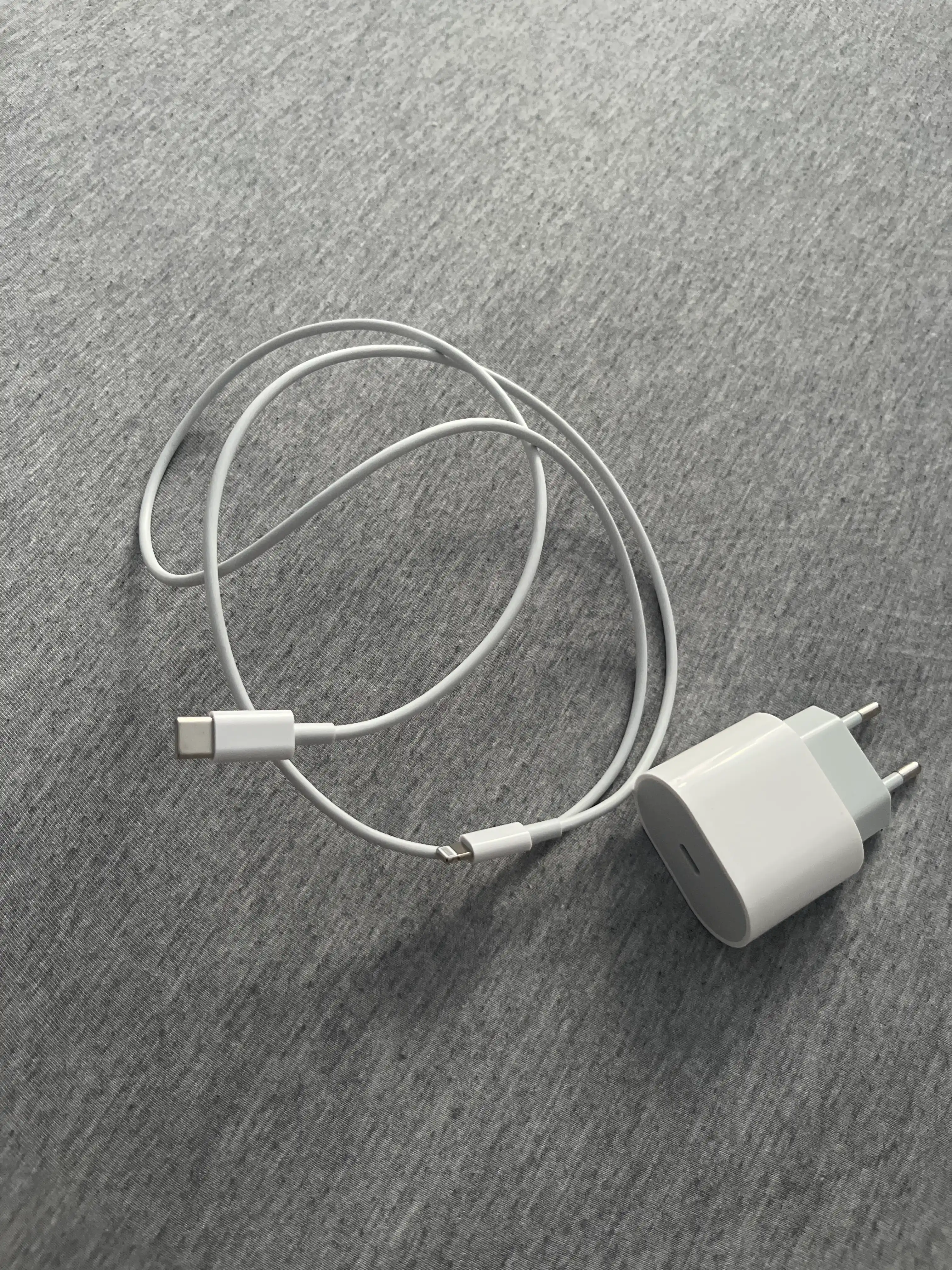 IPhone uchun 20 Vt tez quvvatlash USB-C Lightning adapteri va kabeli