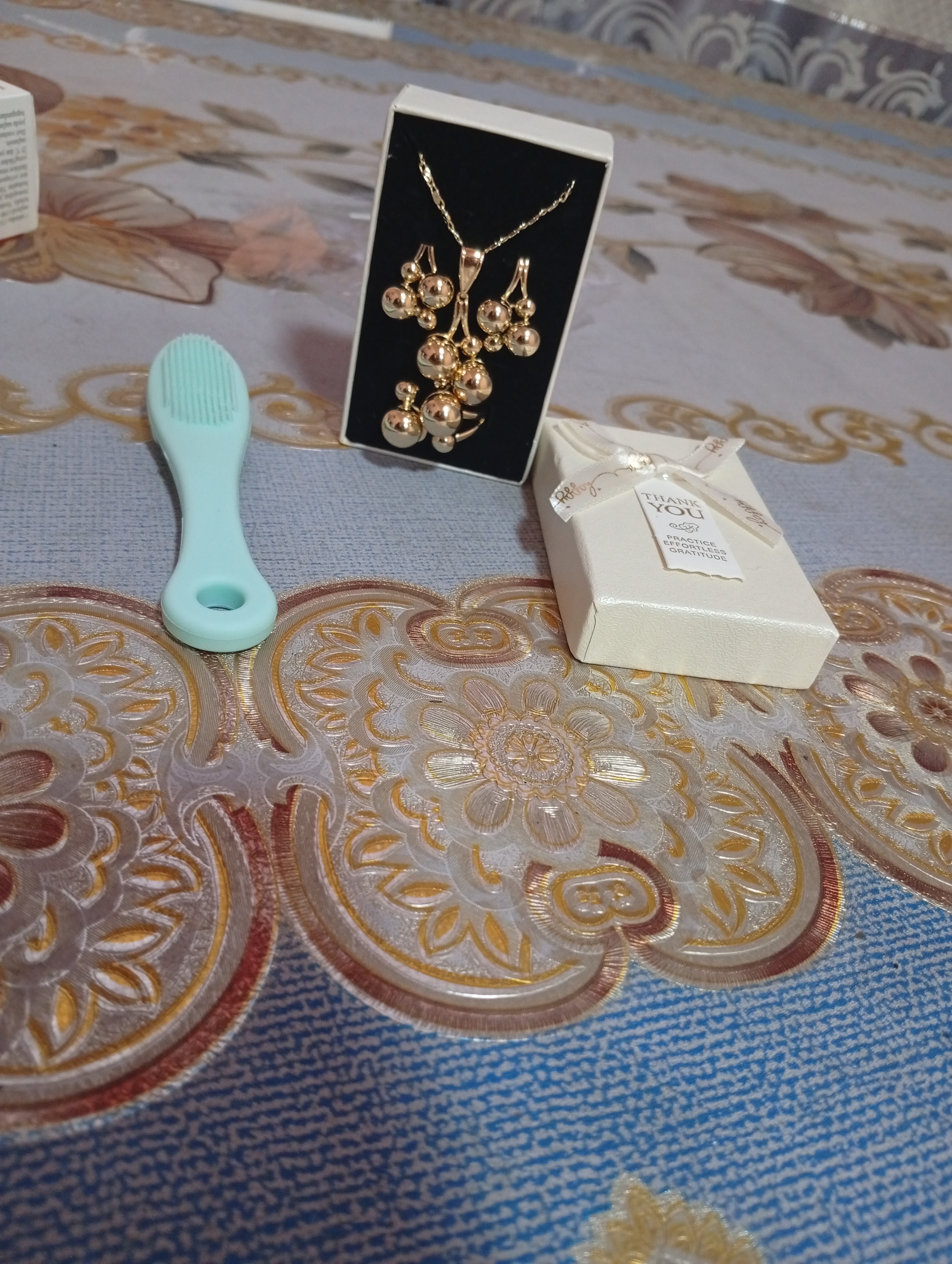 Taqinchoqlar to‘plami, ziraklar, uzuk, XUPING zanjiri