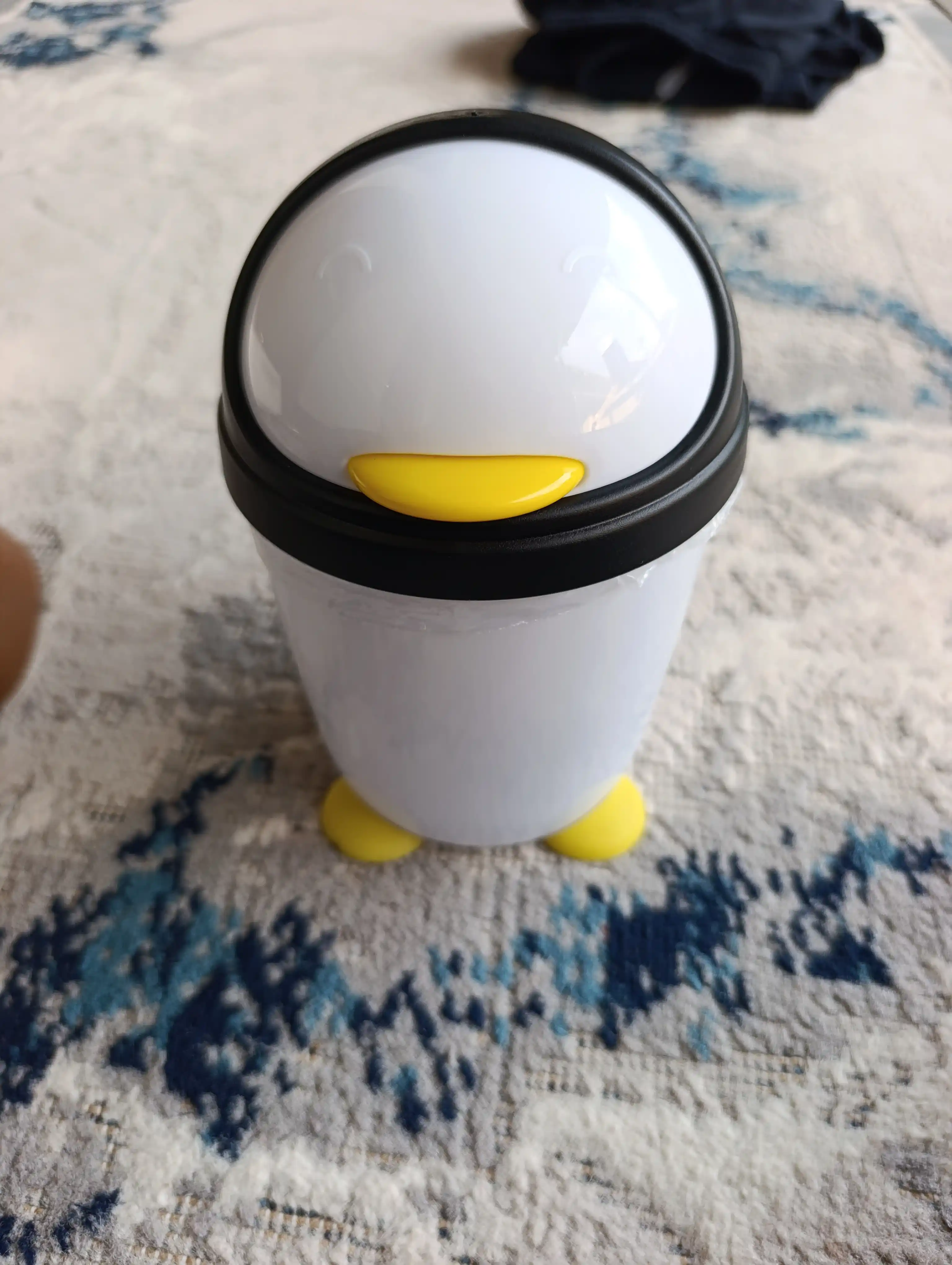 Mini chiqindi qutisi stol usti uchun penguin dizayn