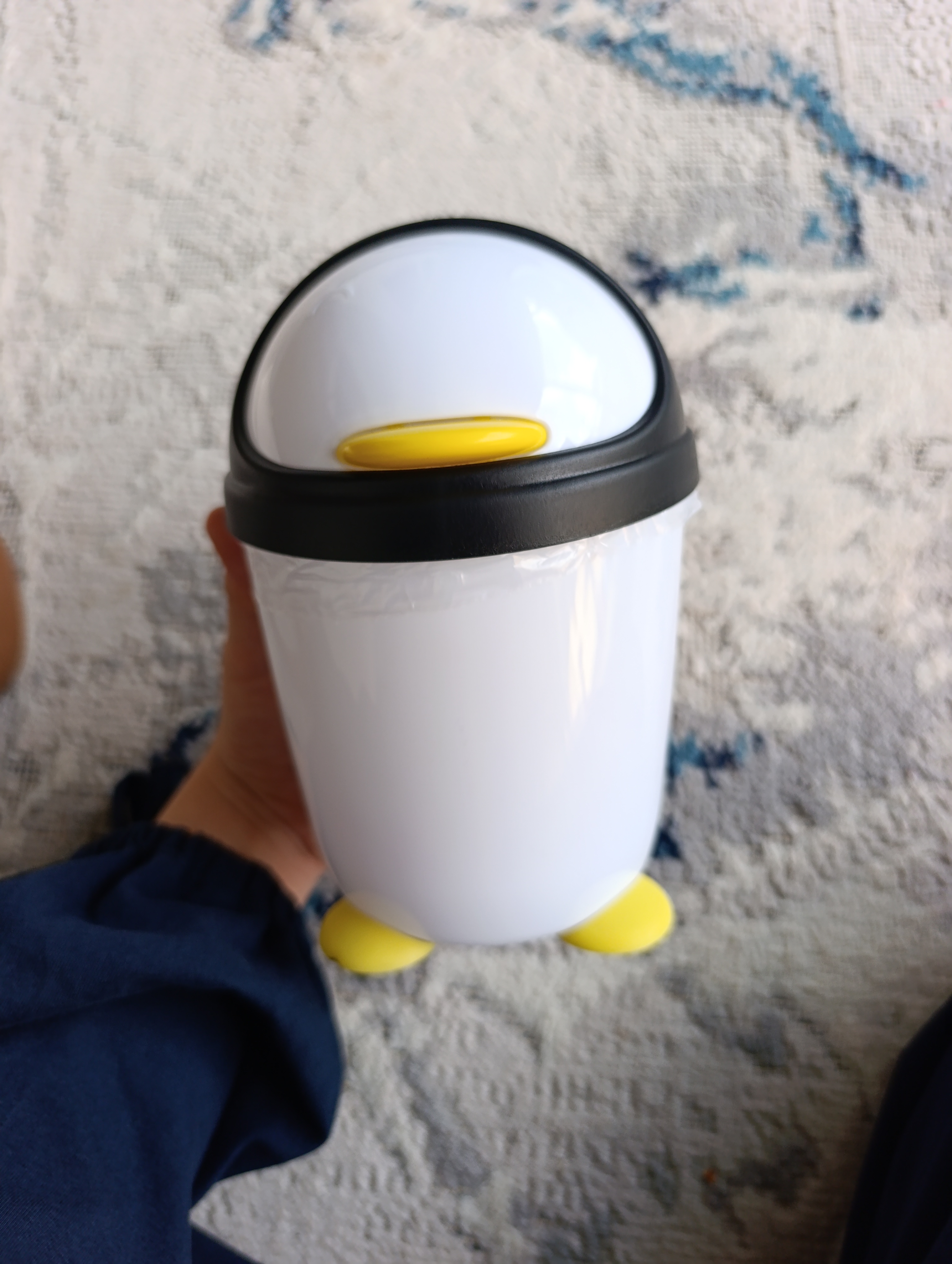 Mini chiqindi qutisi stol usti uchun penguin dizayn