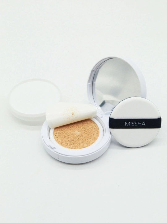 Kushon Moist Magic Cover  Up Cushion 21 va 23-ton, barcha teri turlari uchun SPF 50