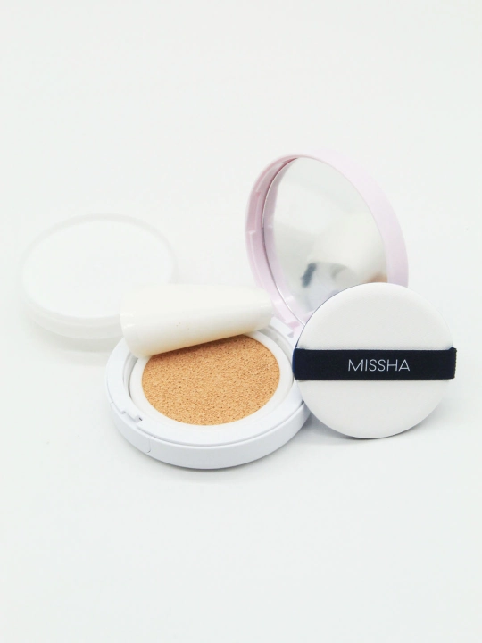 Kushon Moist Magic Cover  Up Cushion 21 va 23-ton, barcha teri turlari uchun SPF 50
