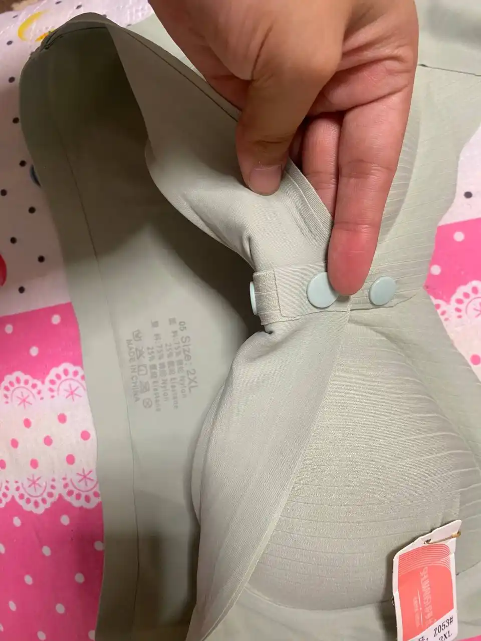 Choksiz byustgalter oldi tugmali, emizikli onalar uchun qulay, katta razmer 2XL–3XL