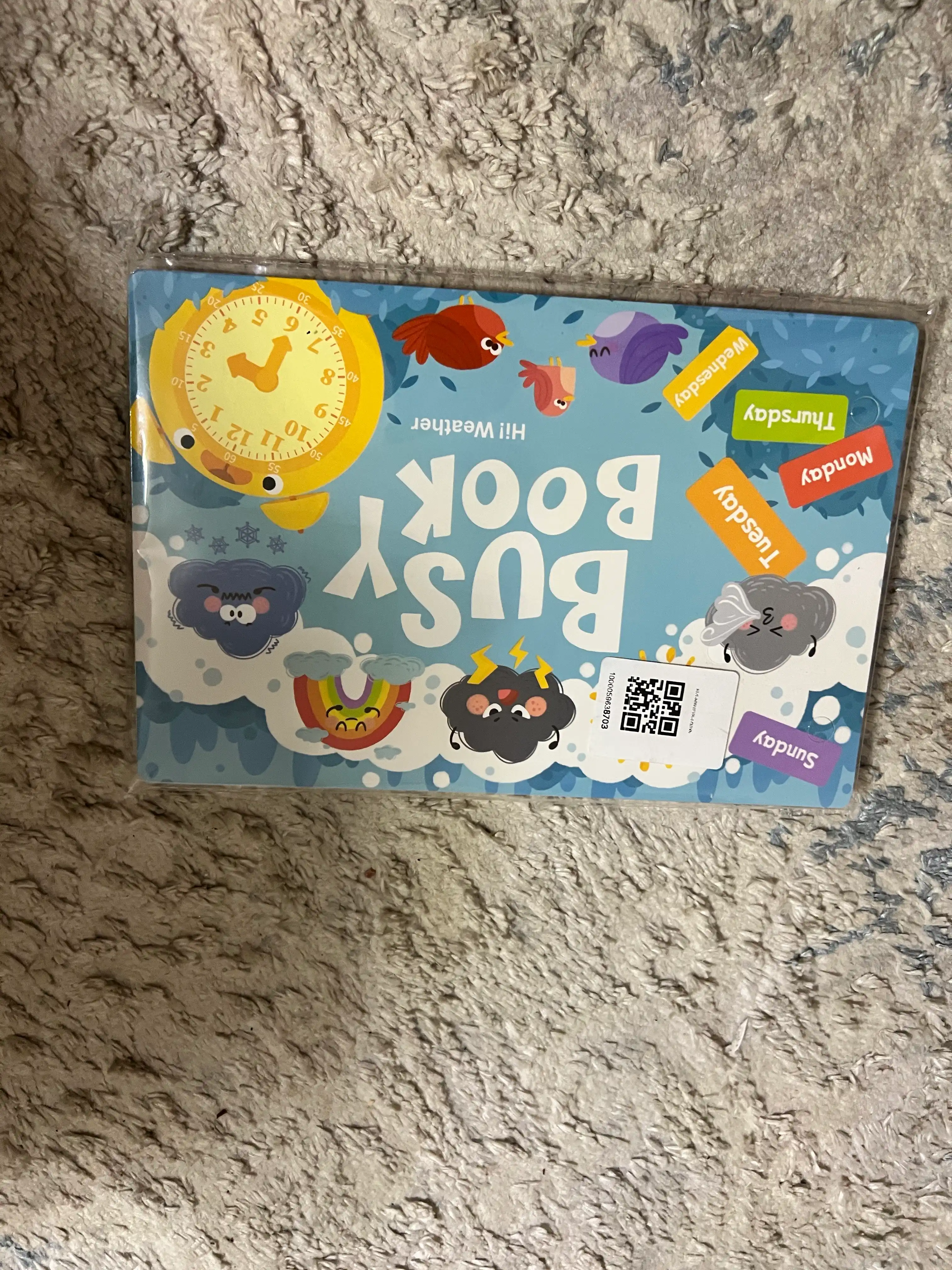 Bolalar uchun o'quv kitobi va alifbosi Busybook, lipuchkali Montessori kitobi