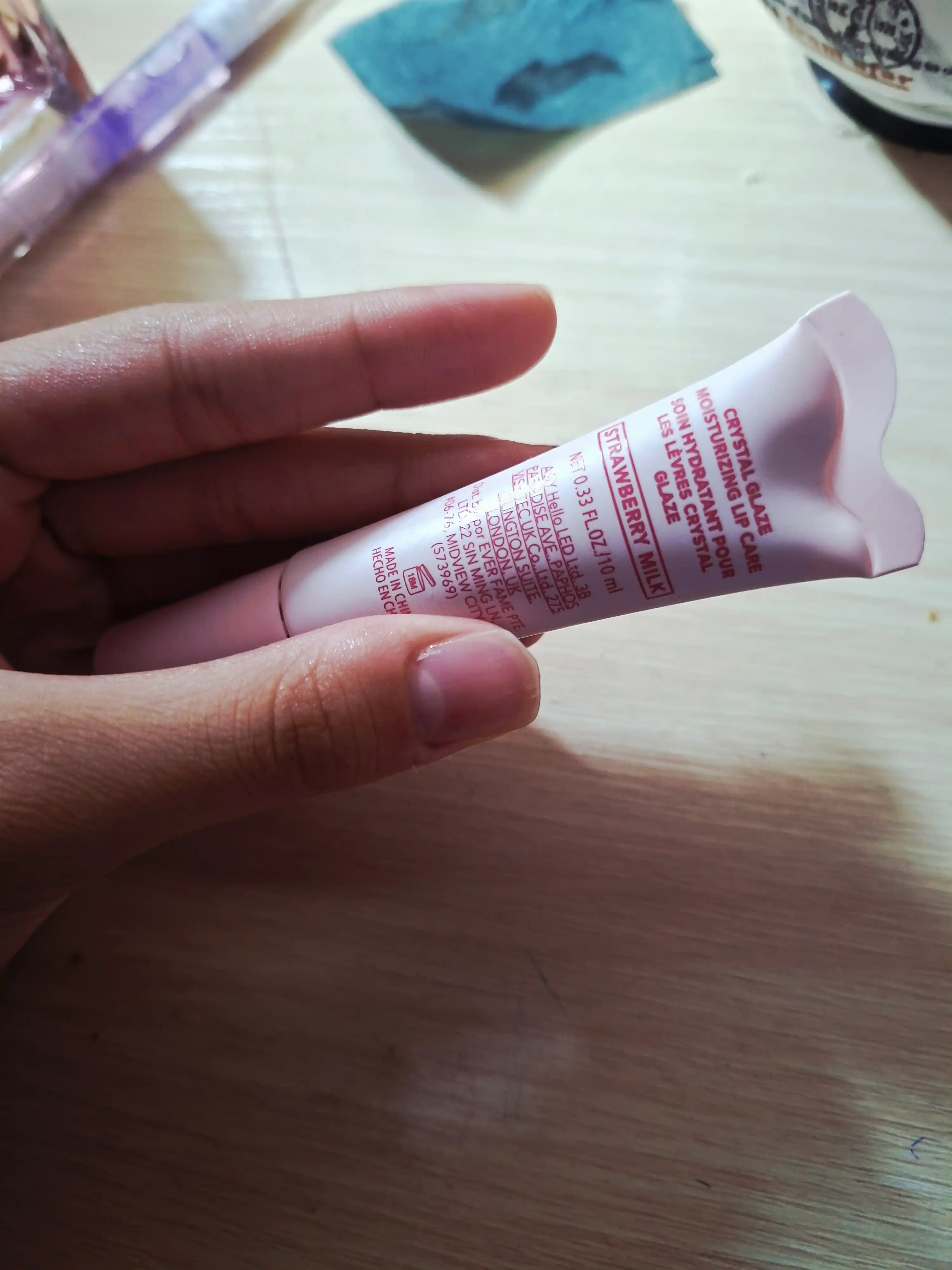 Lab yaltirog‘i SHEGLAM blesk Crystal Glaze, namlovchi