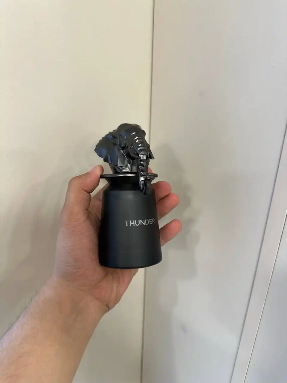 Erkaklar atiri French Avenue Thunder Extrait De Parfum (Mr Thompson)