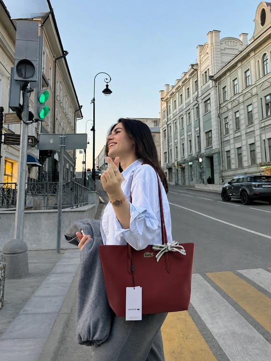 Ayollar shopper sumkasi, katta sig‘imli yelka sumka, qora ko‘k bordoviy